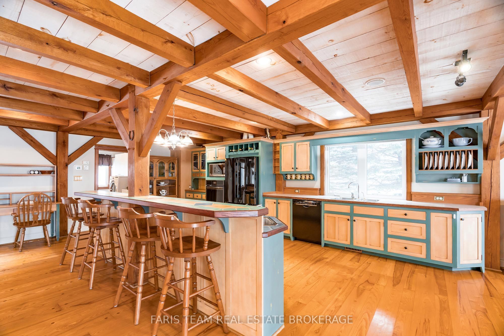187 Champlain Road Property Photo 8