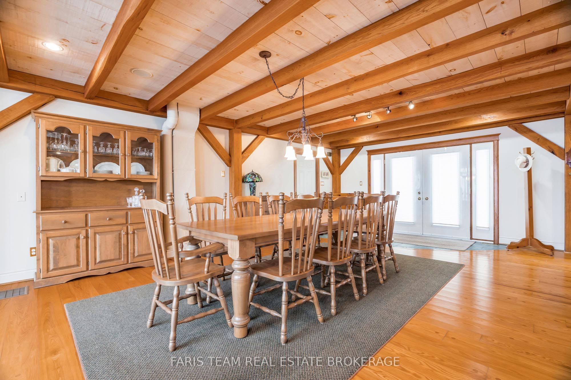 187 Champlain Road Property Photo 11