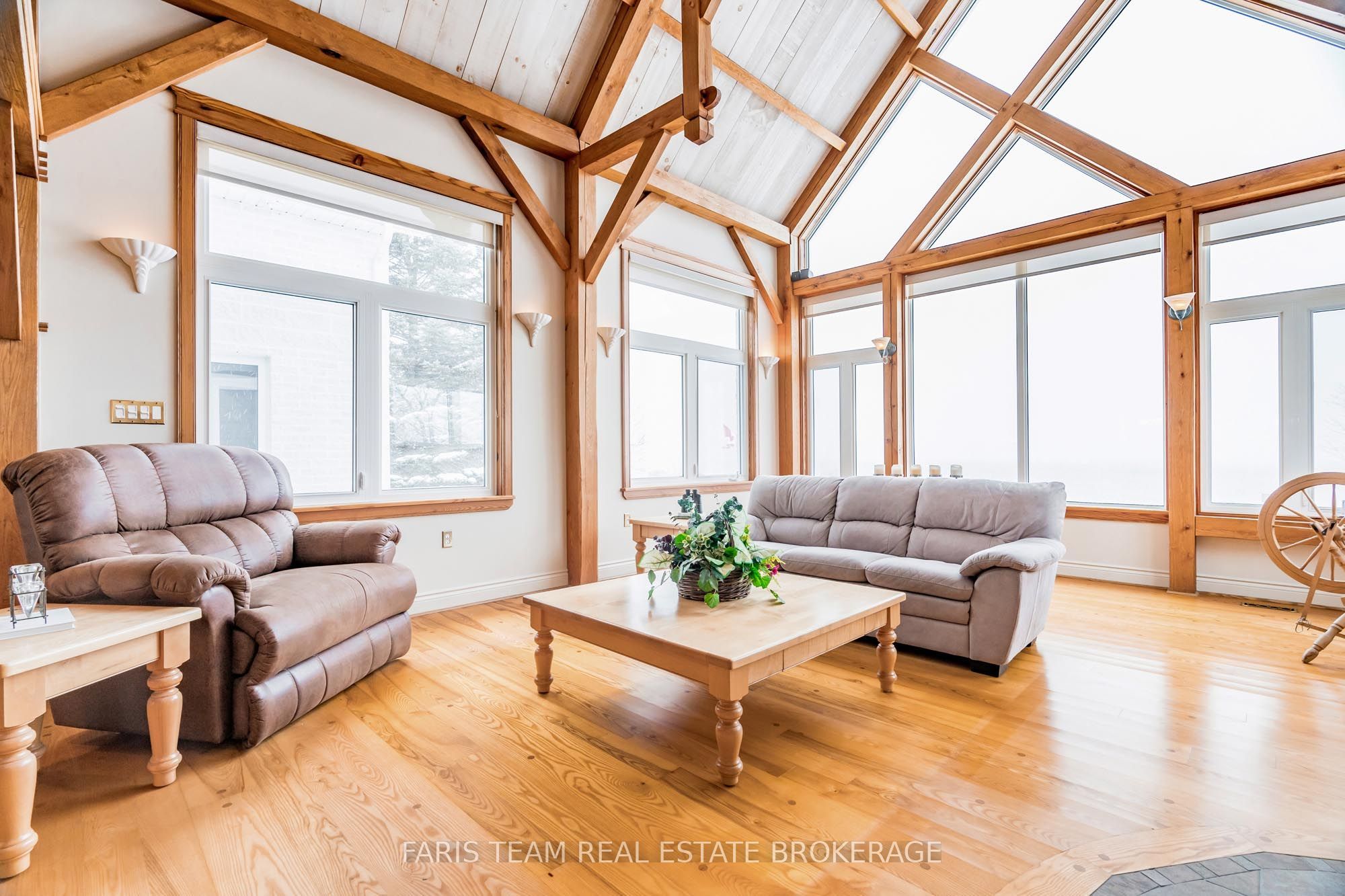 187 Champlain Road Property Photo 13