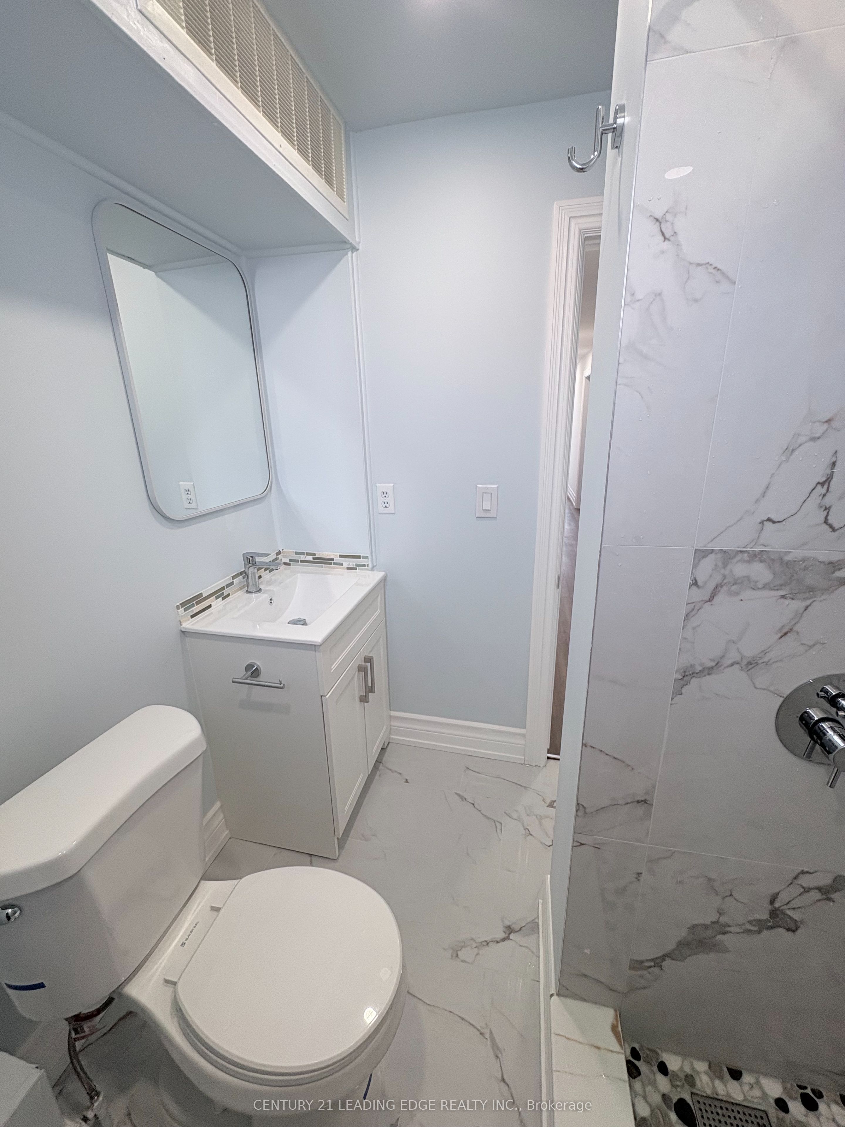 10 Ross Street 2 Property Photo 6