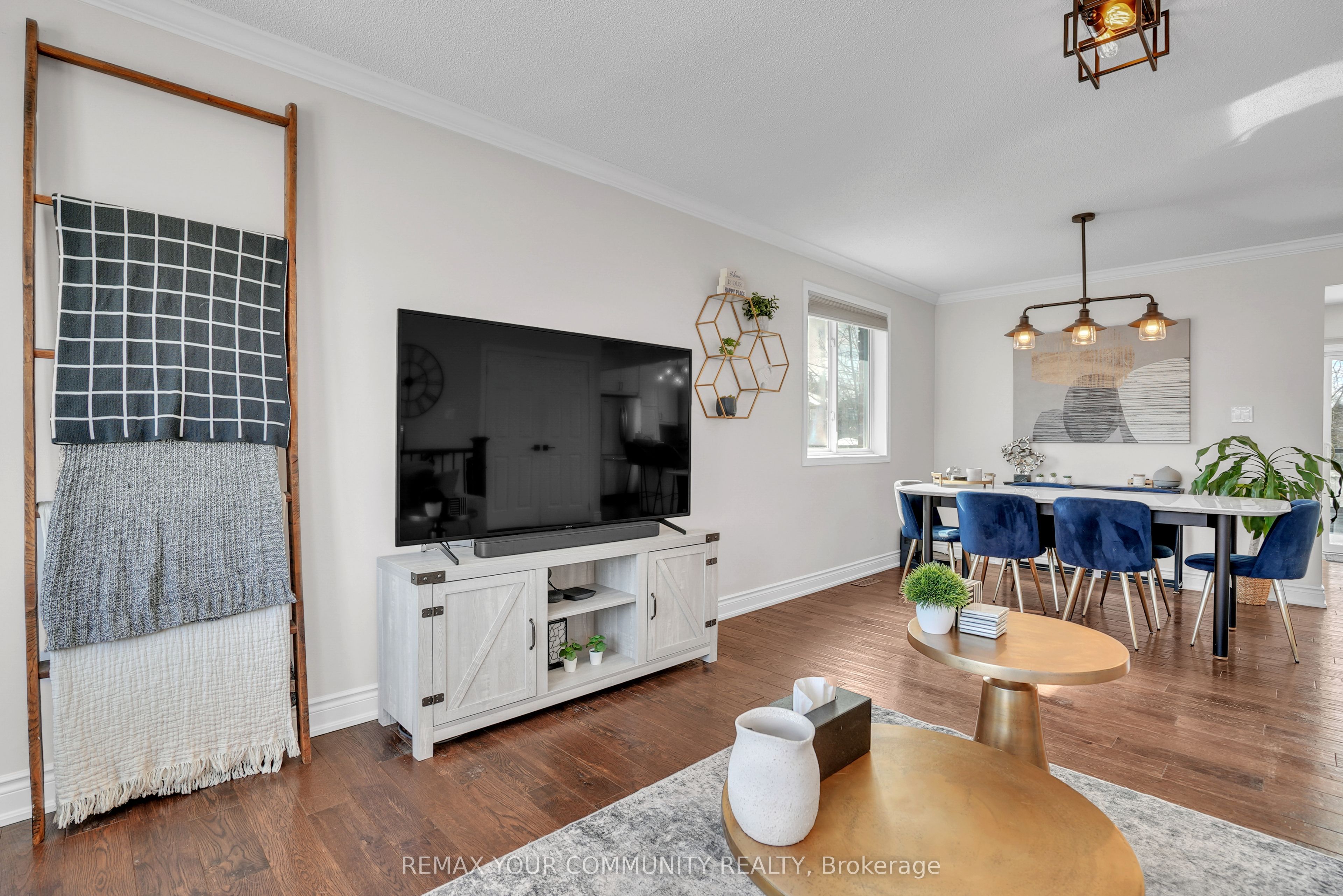 92 Sandringham Drive Property Photo 9