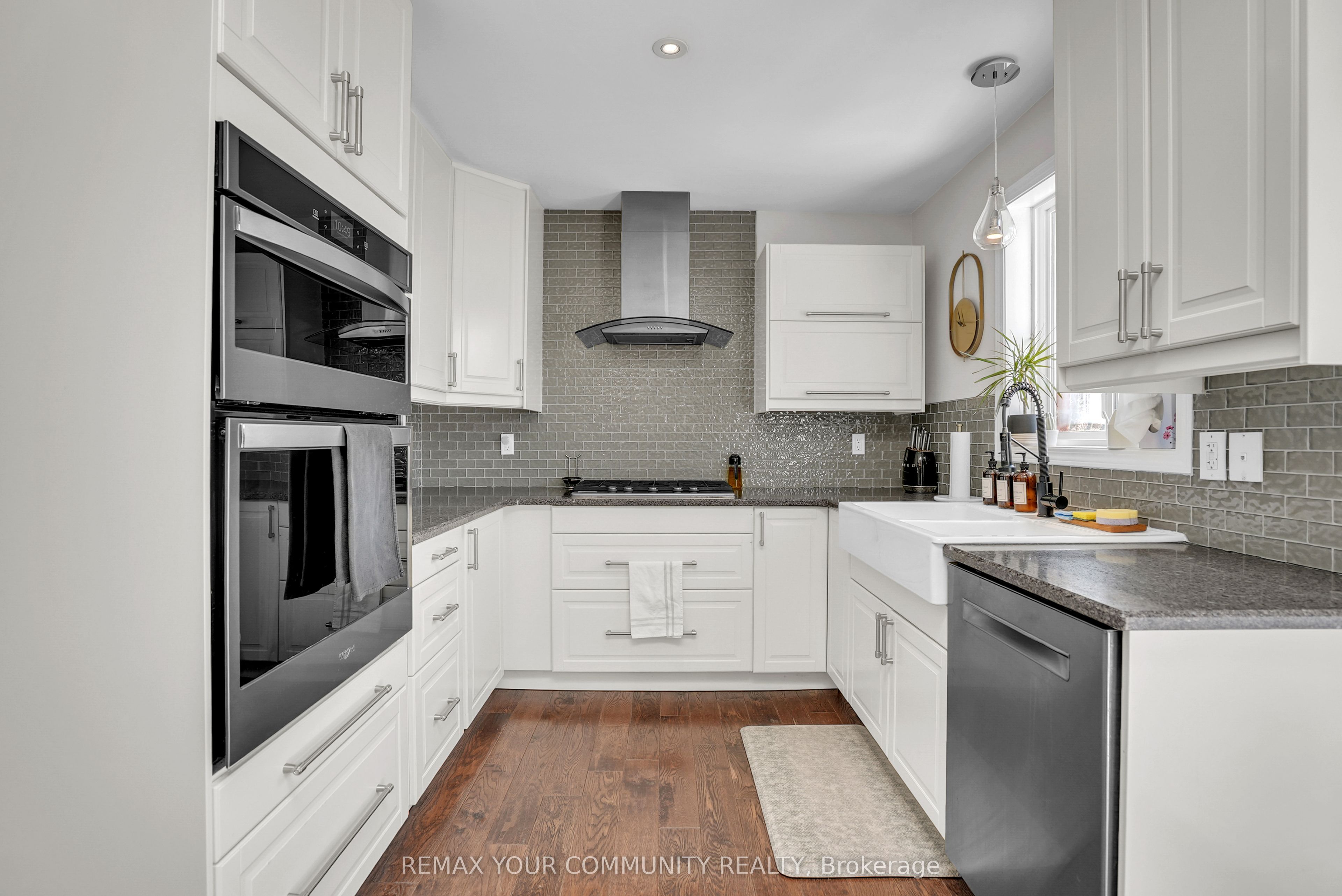 92 Sandringham Drive Property Photo 10