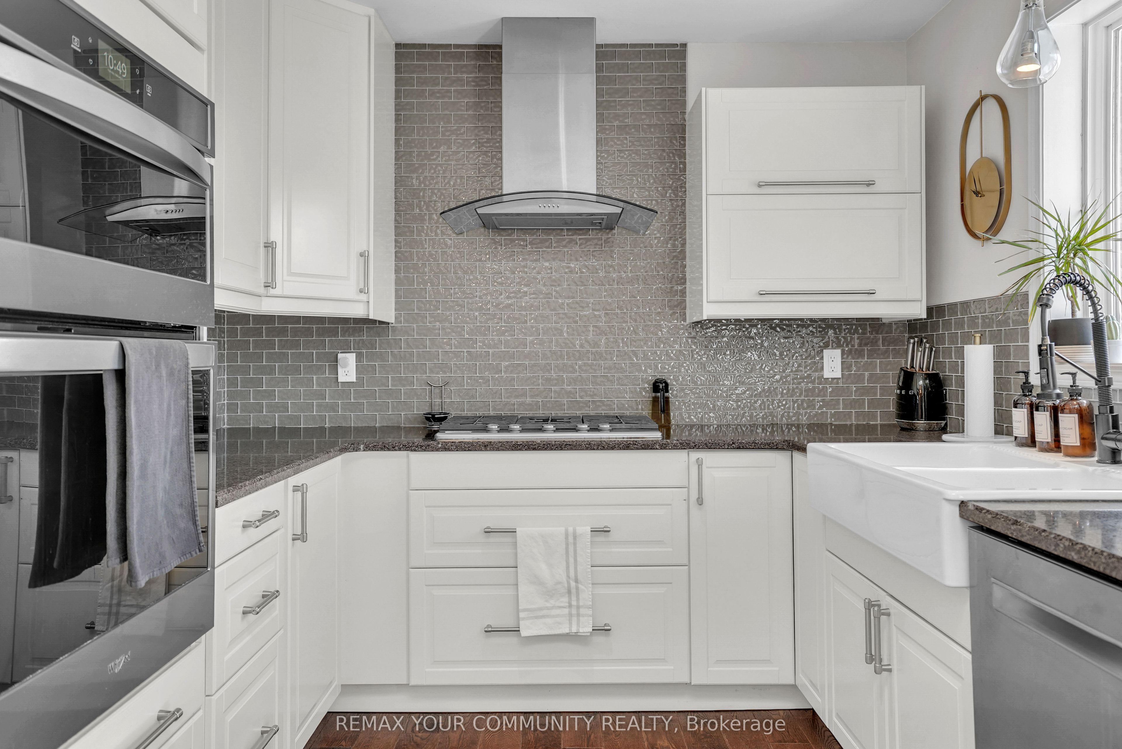 92 Sandringham Drive Property Photo 11