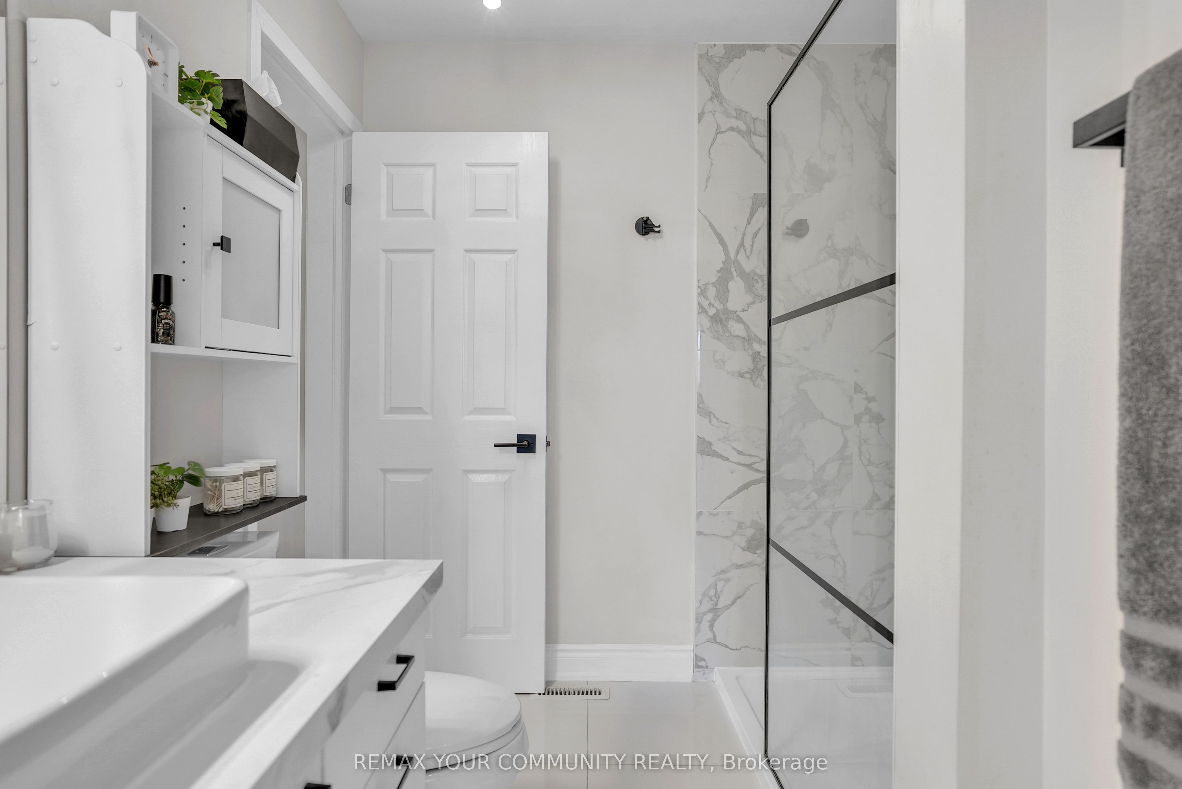 92 Sandringham Drive Property Photo 15