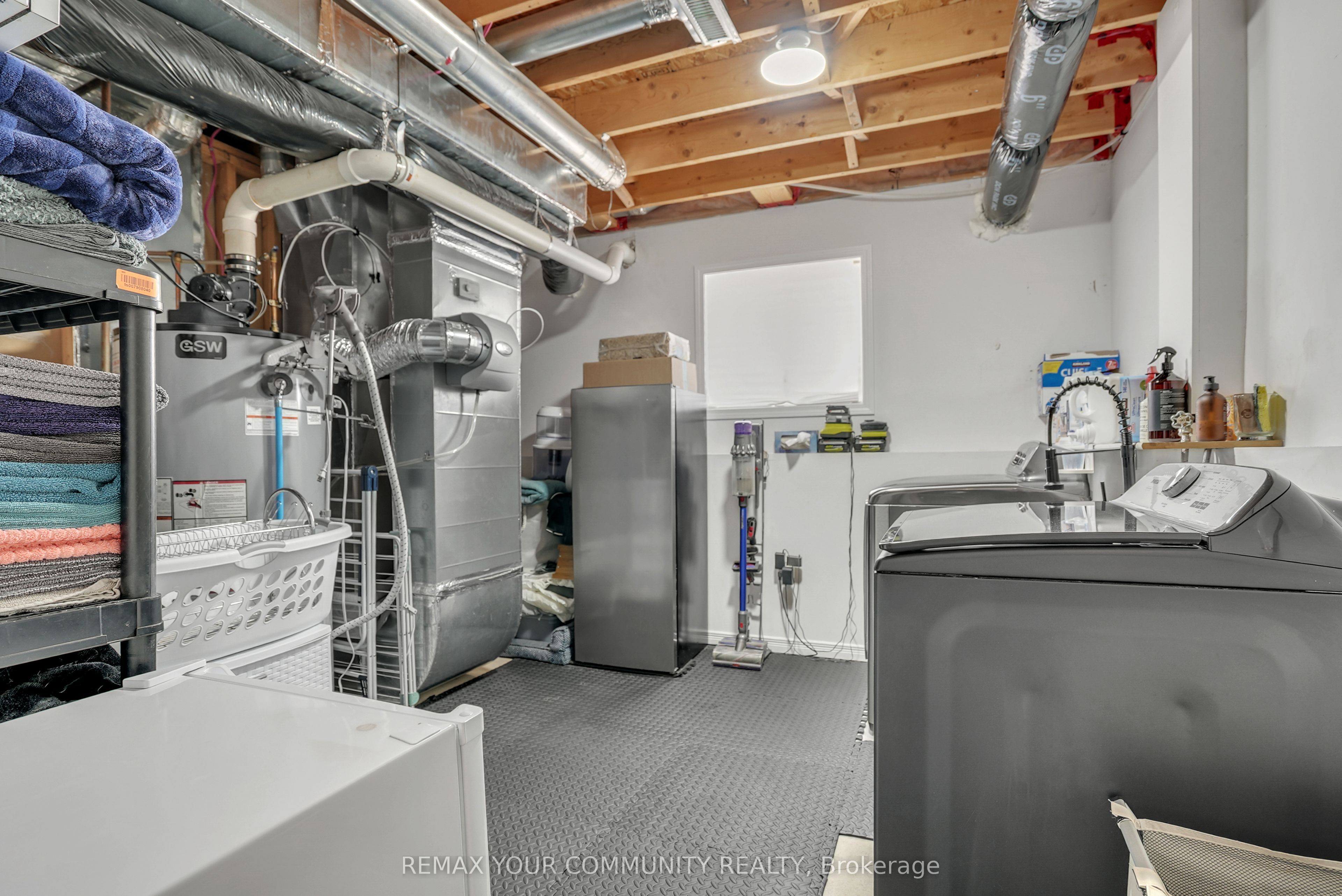 92 Sandringham Drive Property Photo 23