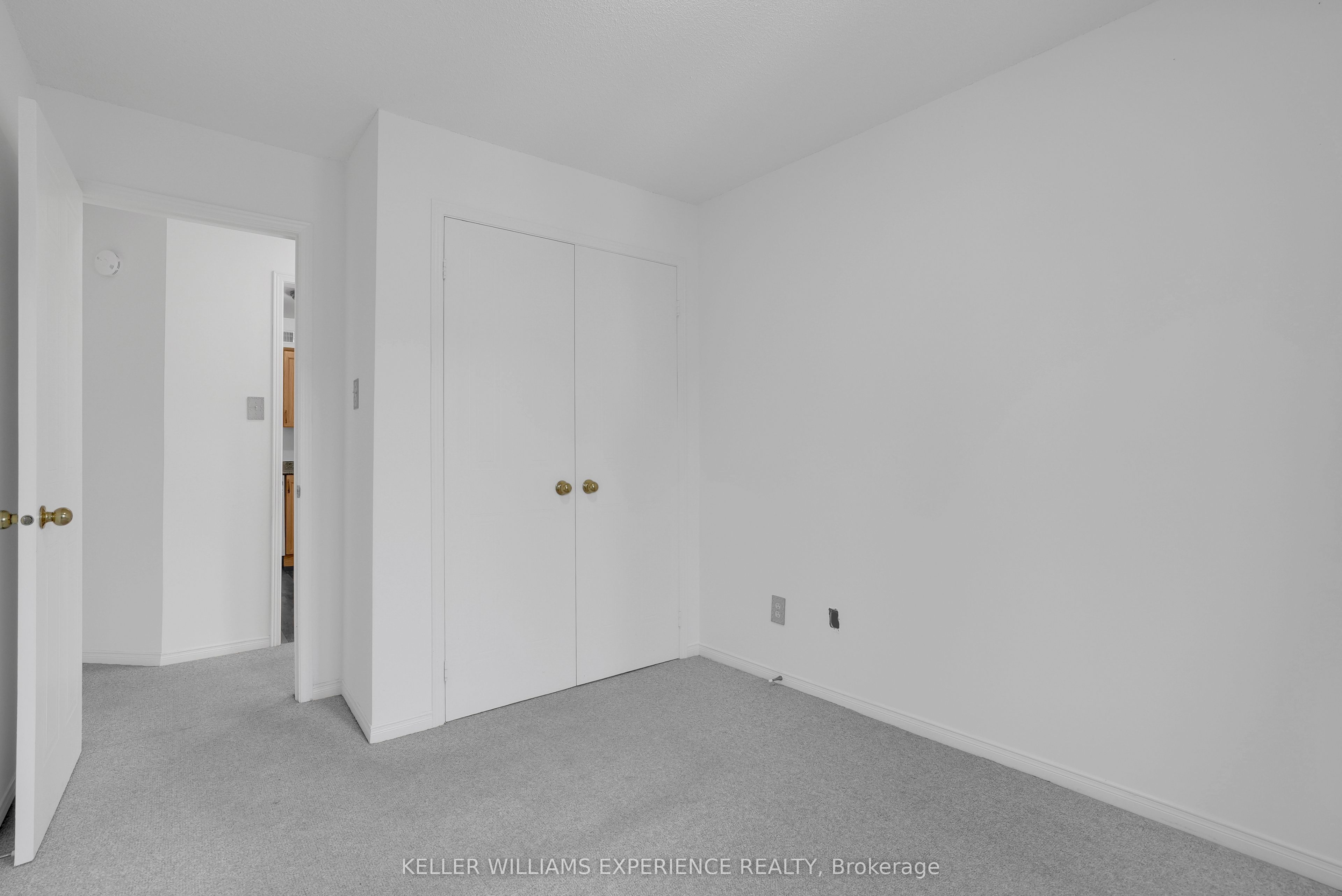 492 Laclie Street 204 Property Photo 8