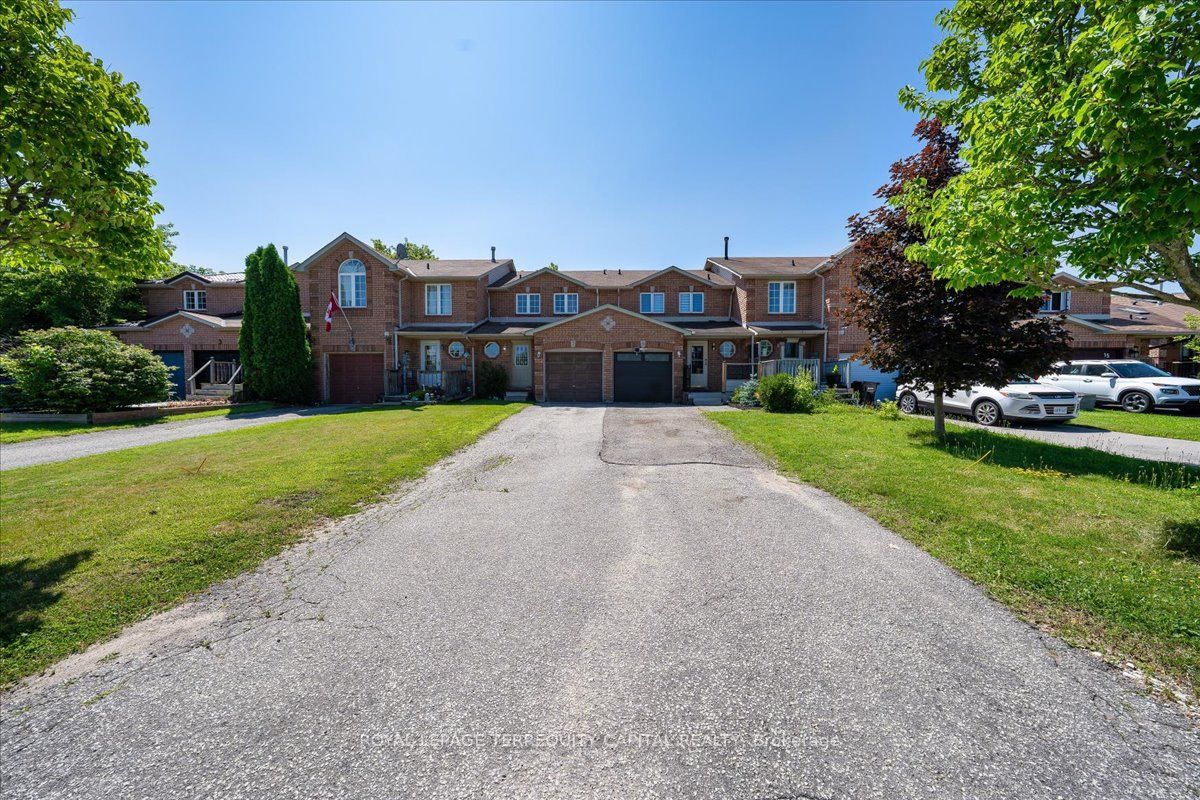 9 Seymour Crescent Property Photo 2