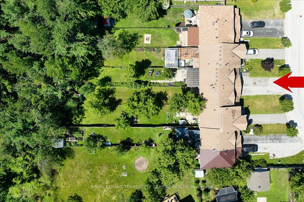 9 Seymour Crescent Property Photo 3