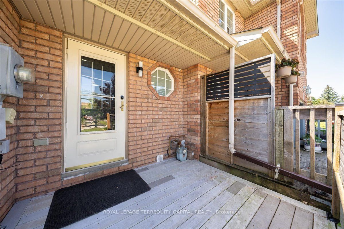 9 Seymour Crescent Property Photo 6