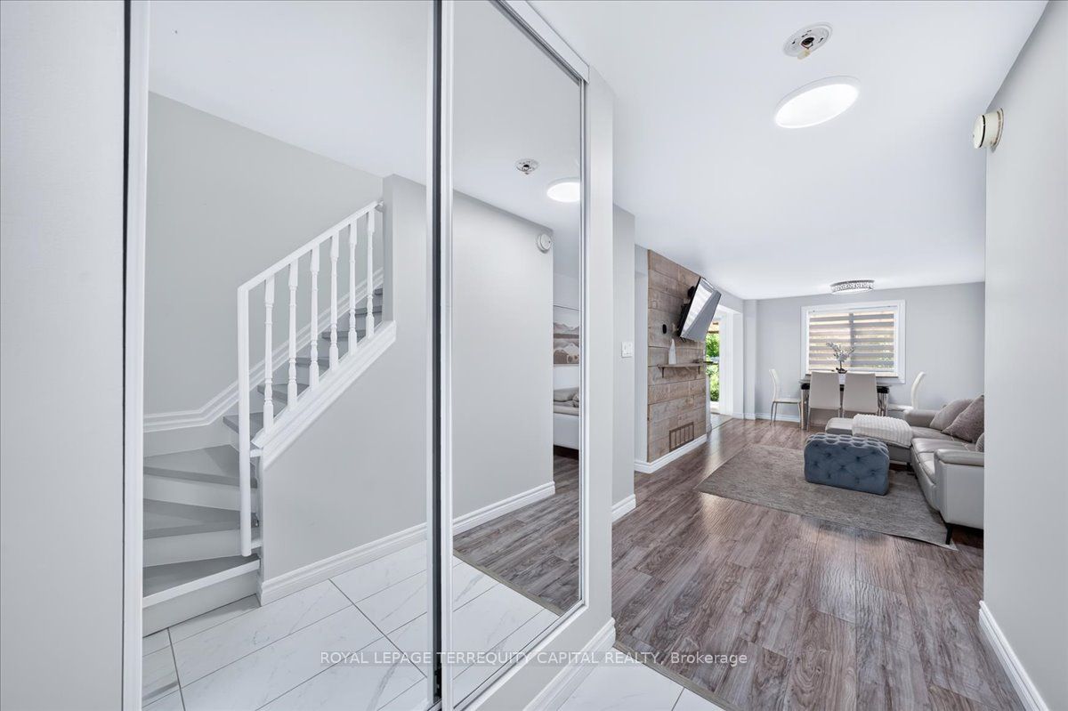 9 Seymour Crescent Property Photo 10