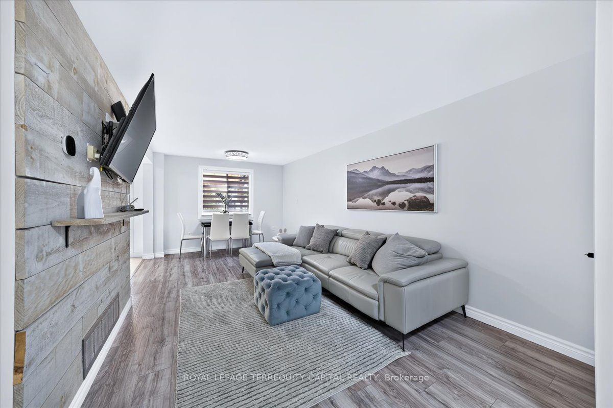 9 Seymour Crescent Property Photo 11
