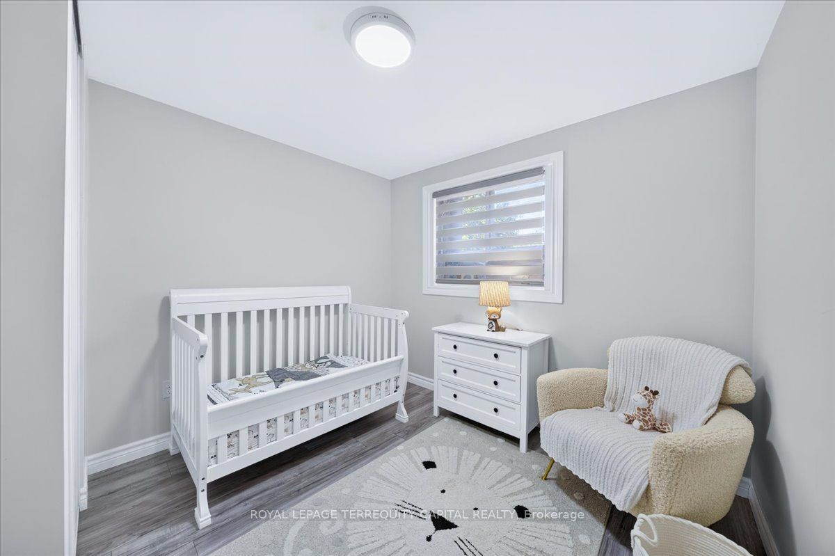 9 Seymour Crescent Property Photo 32