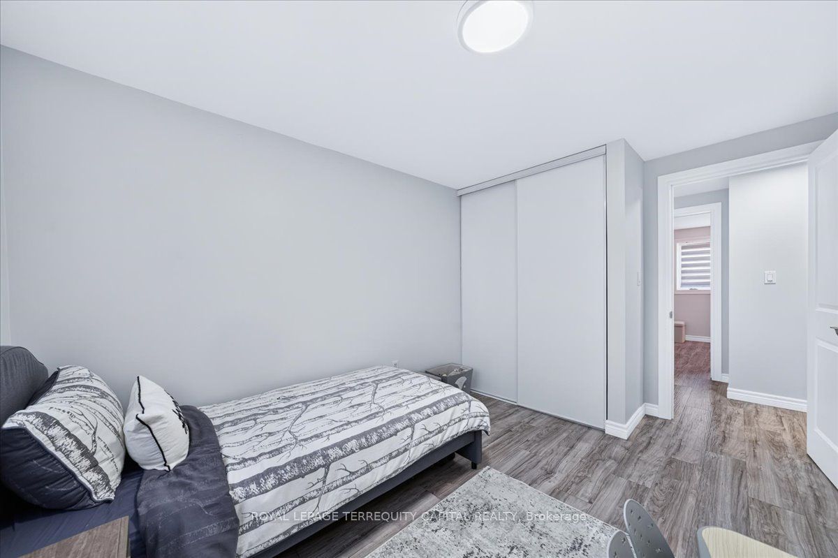 9 Seymour Crescent Property Photo 35
