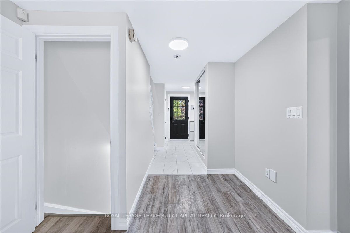 9 Seymour Crescent Property Photo 36