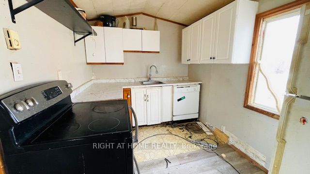 26 George Avenue Property Photo 9