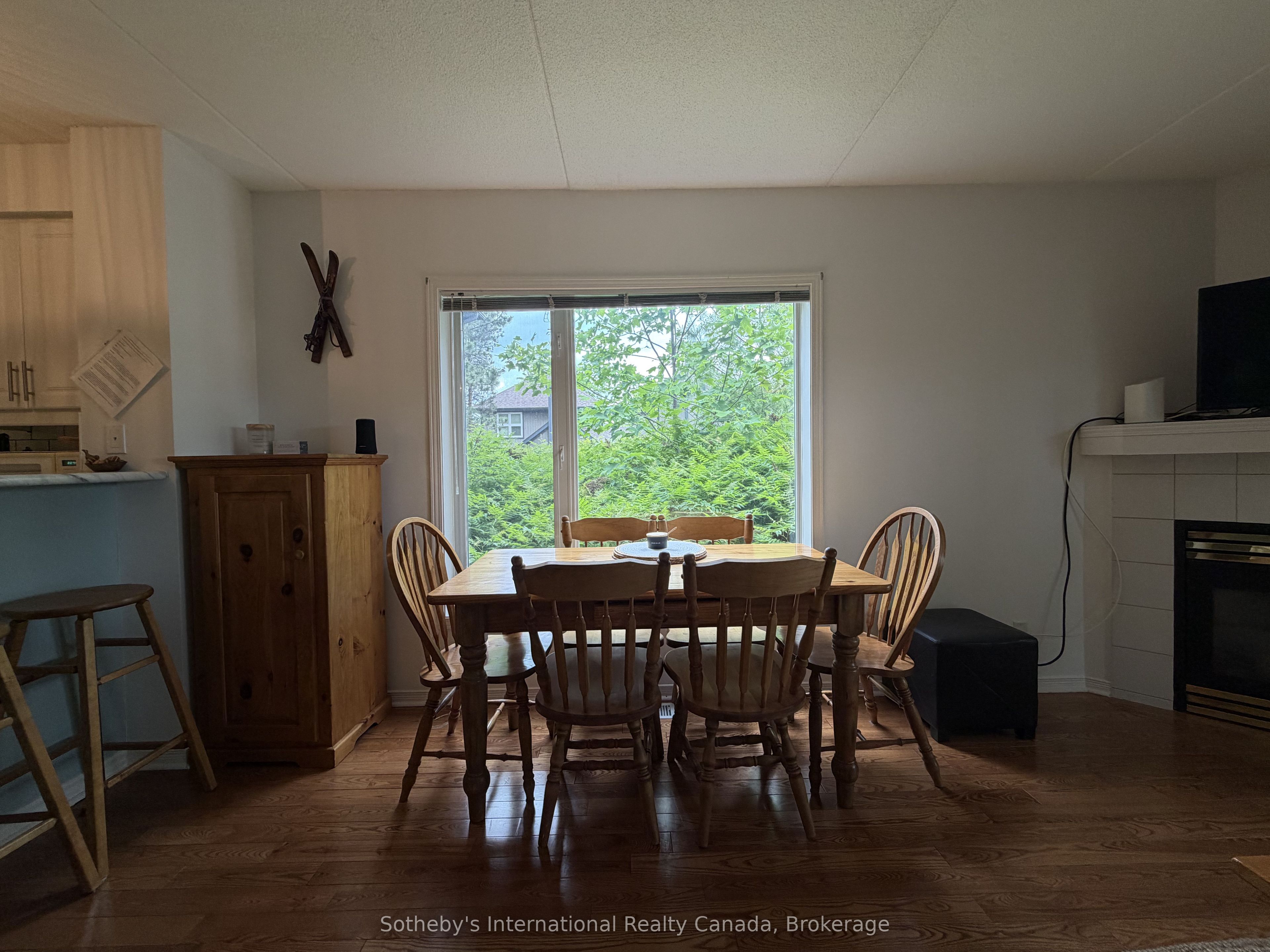 329 Mariners Way Property Photo 9