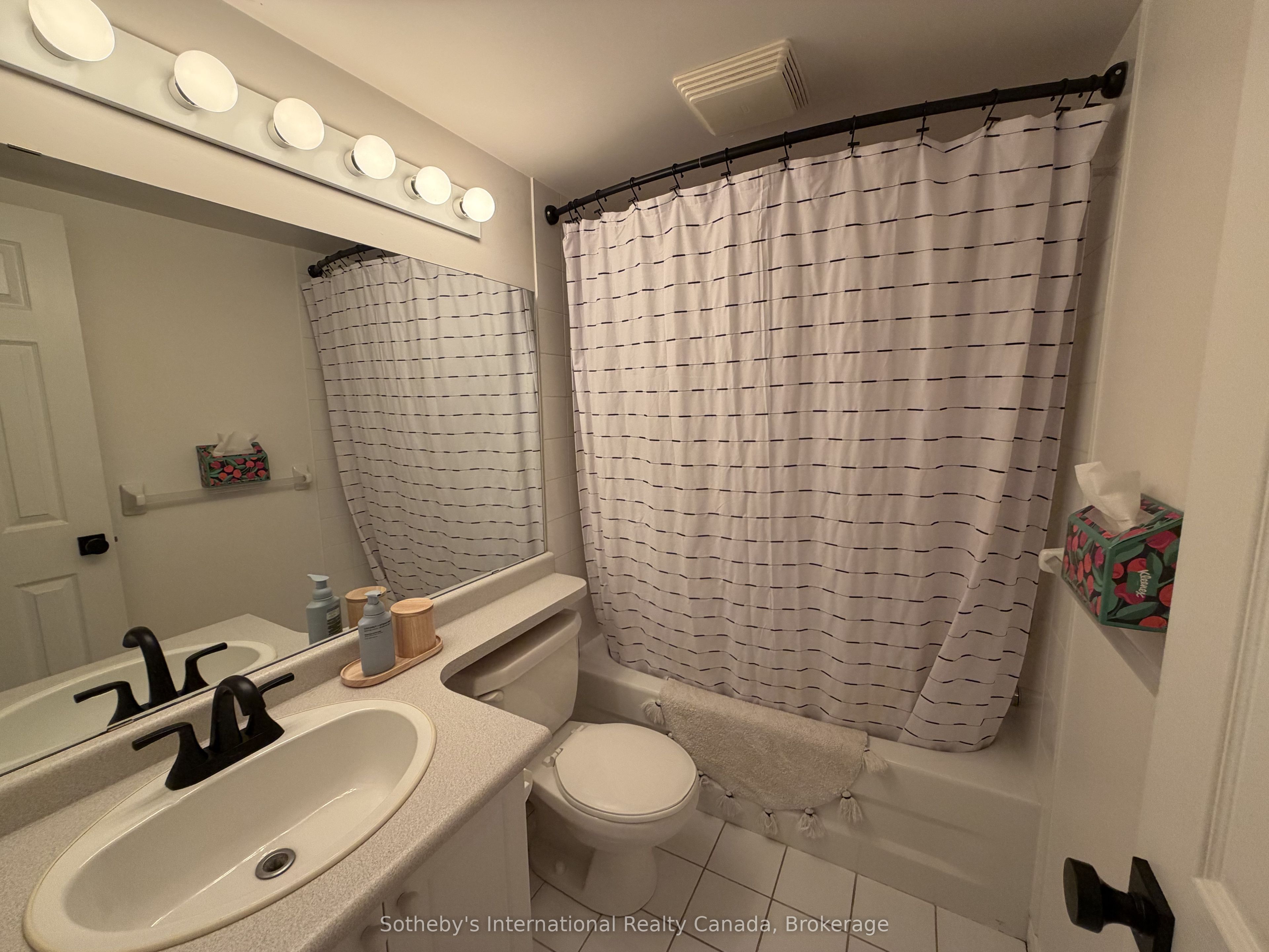 329 Mariners Way Property Photo 11