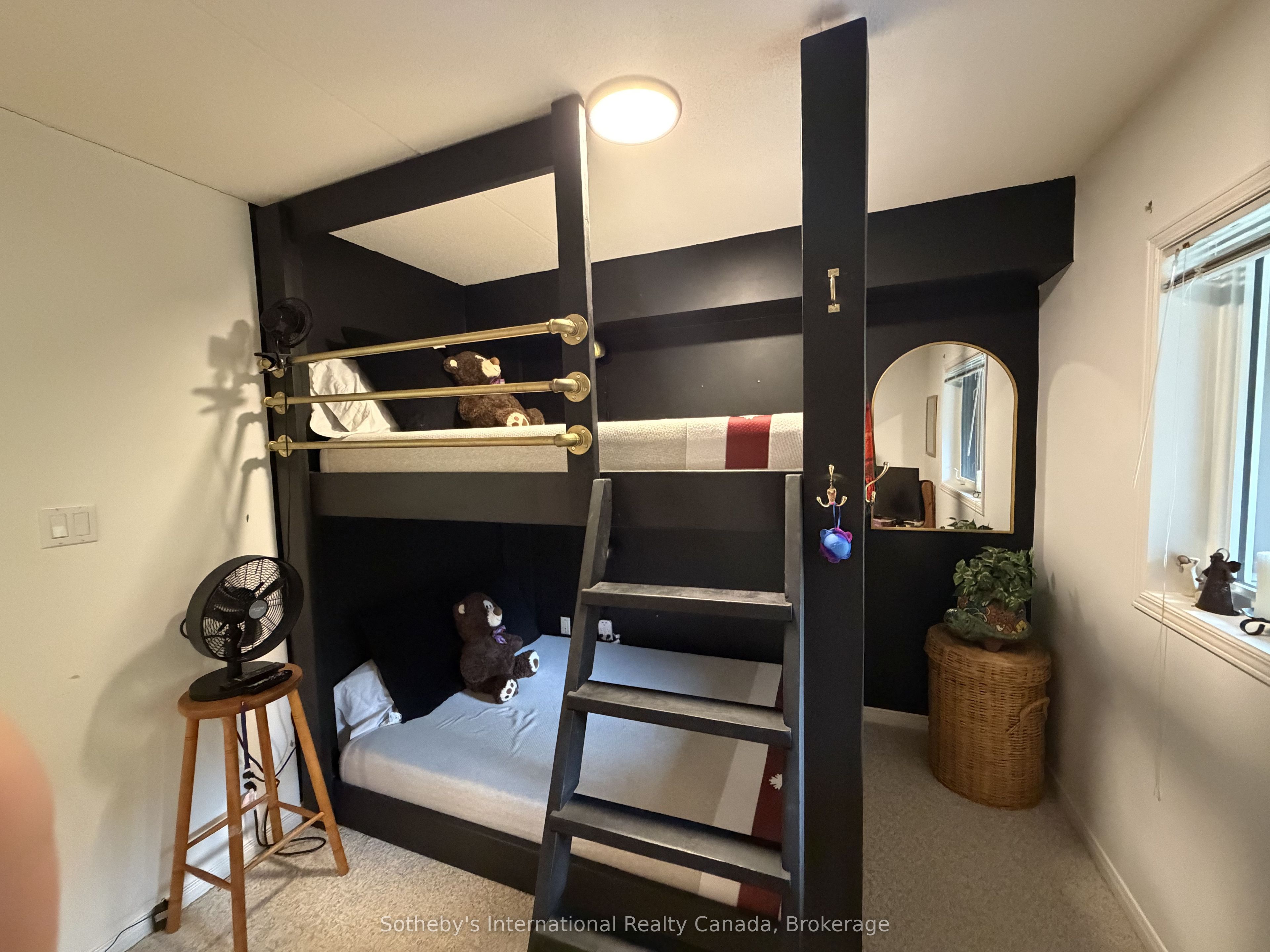 329 Mariners Way Property Photo 15