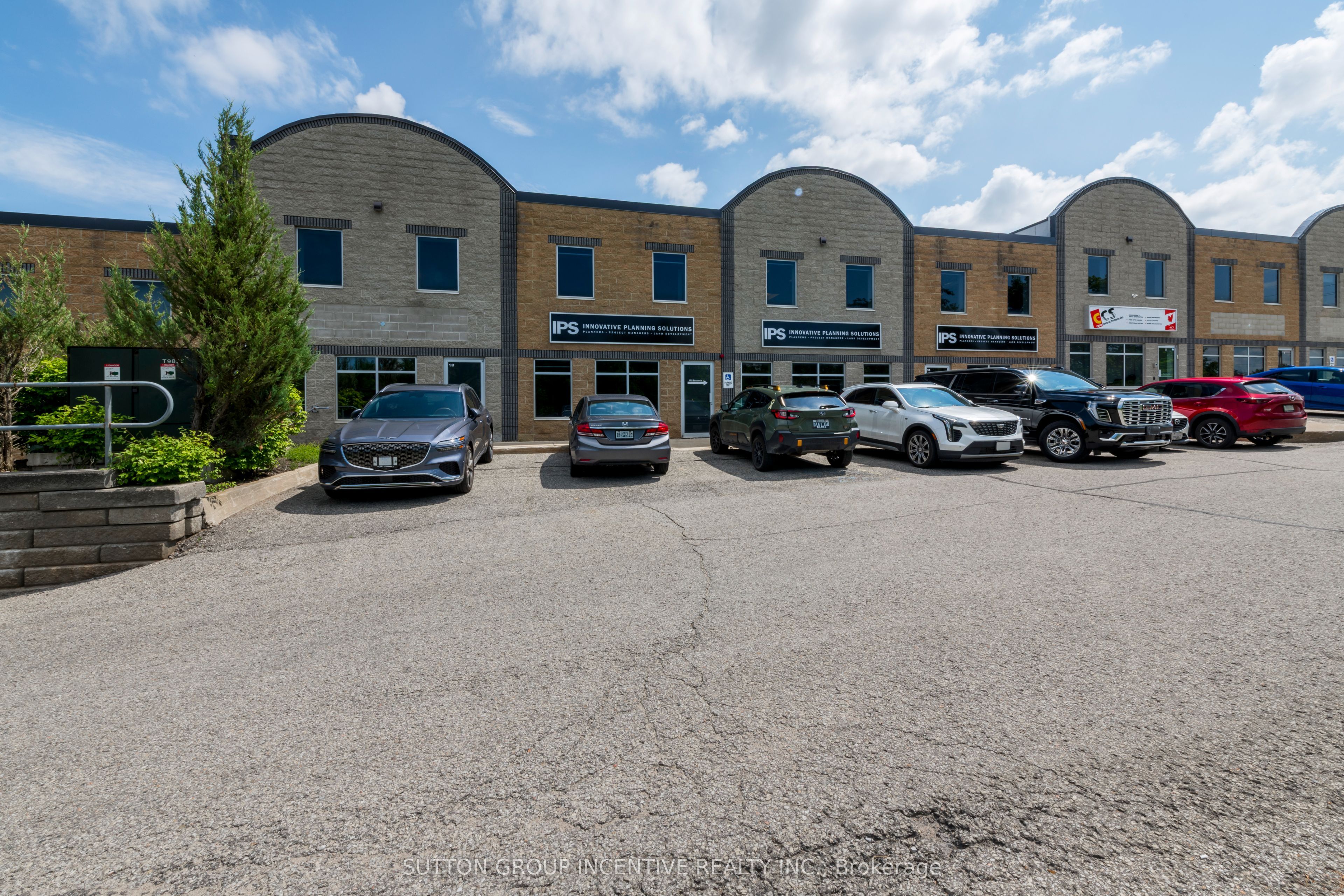 647 Welham Road 9 & 21 Property Photo 22