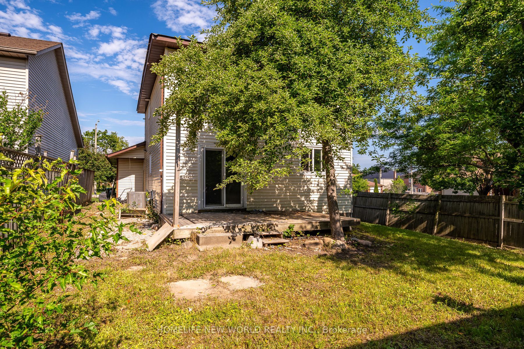 341 Hickling Trail Property Photo 25