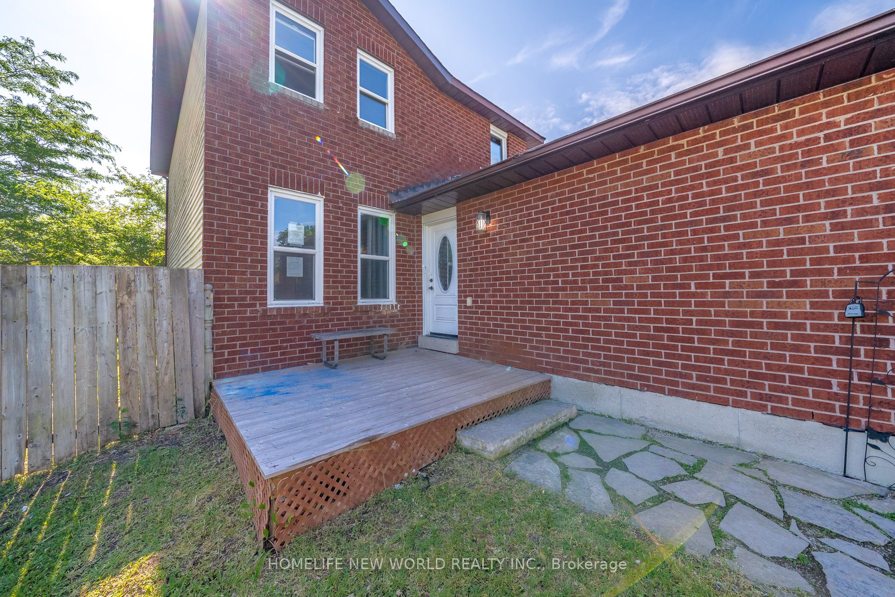 341 Hickling Trail Property Photo 27