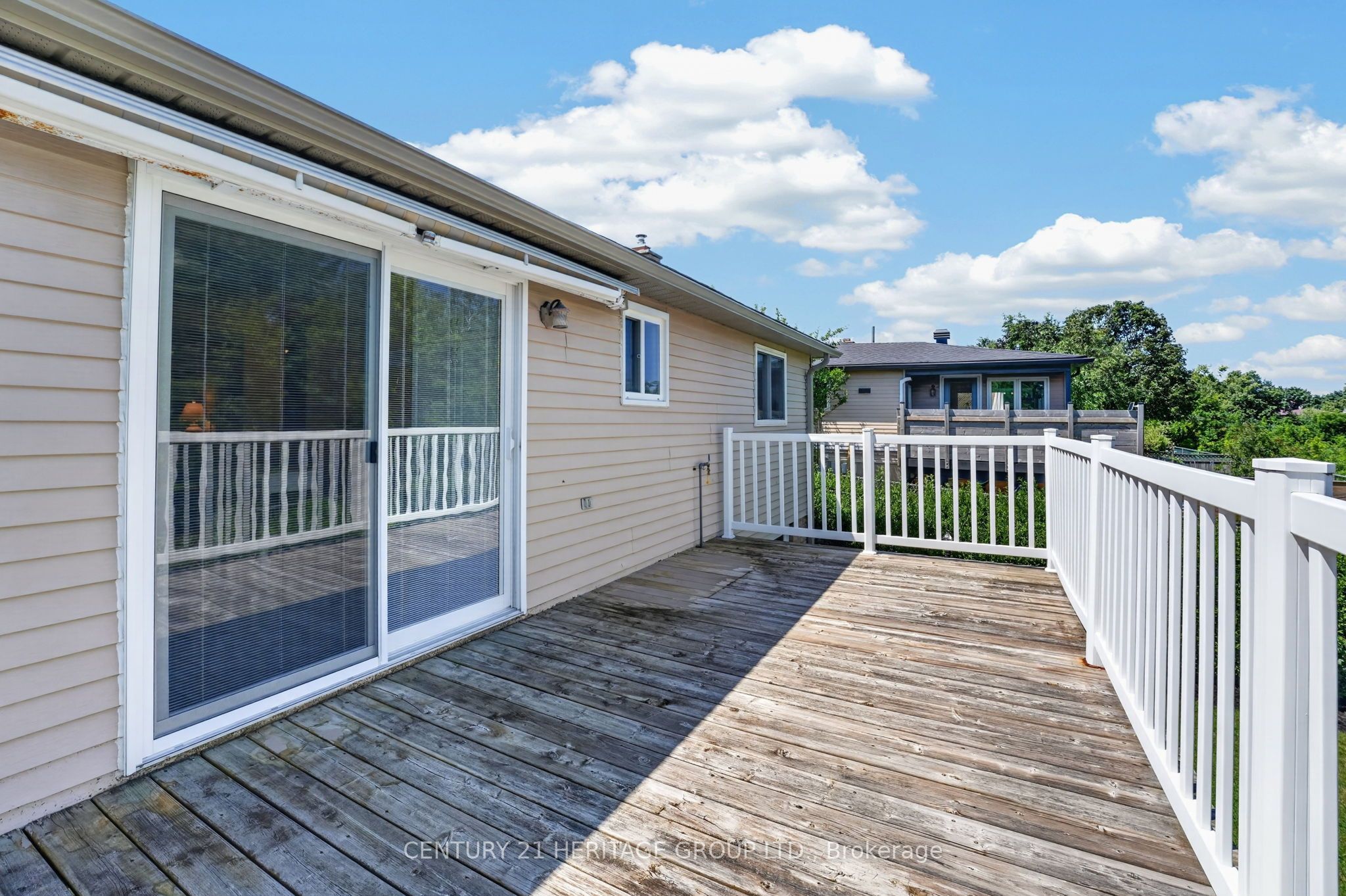 226 Lillian Crescent Property Photo 10