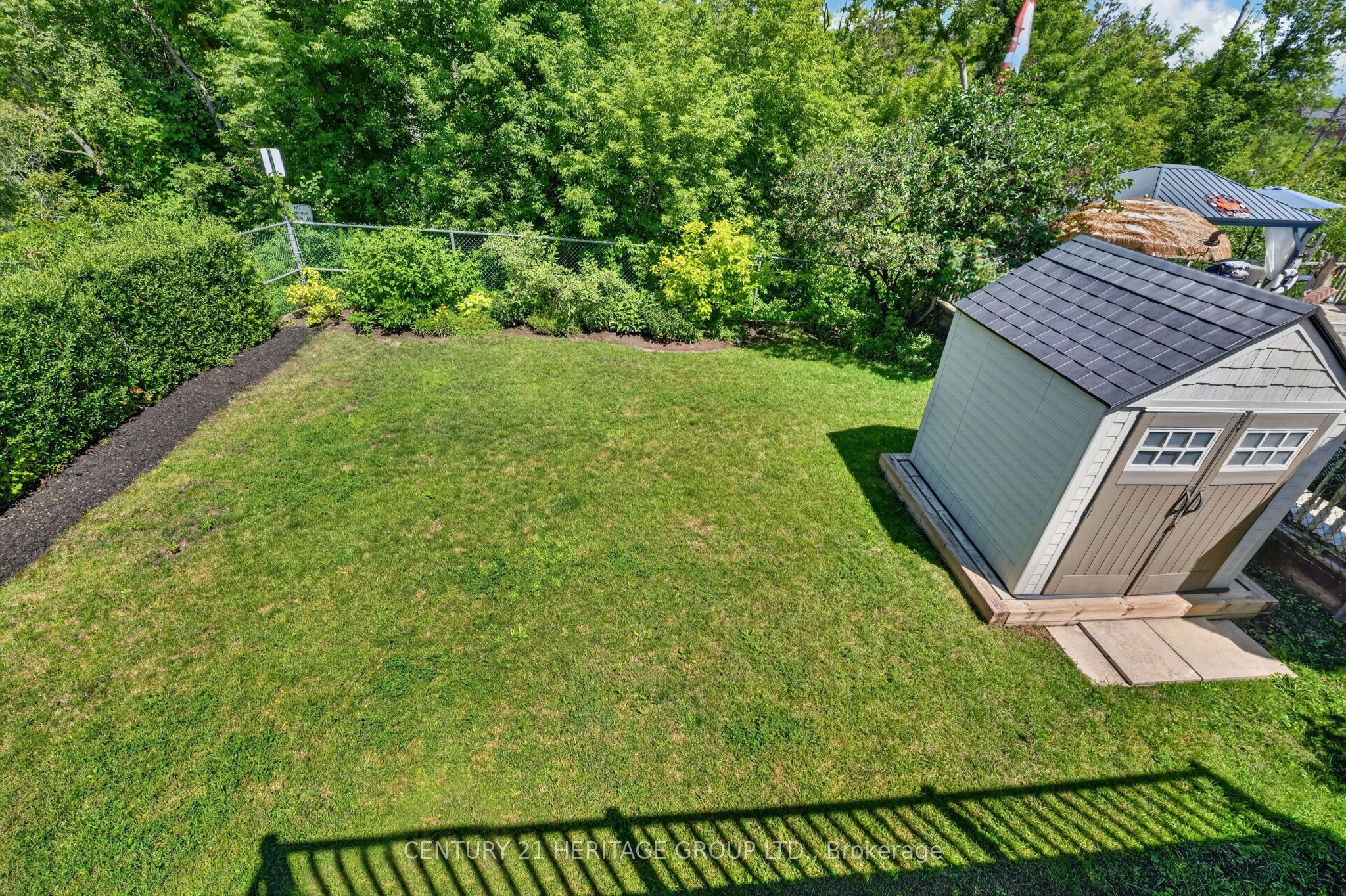 226 Lillian Crescent Property Photo 12