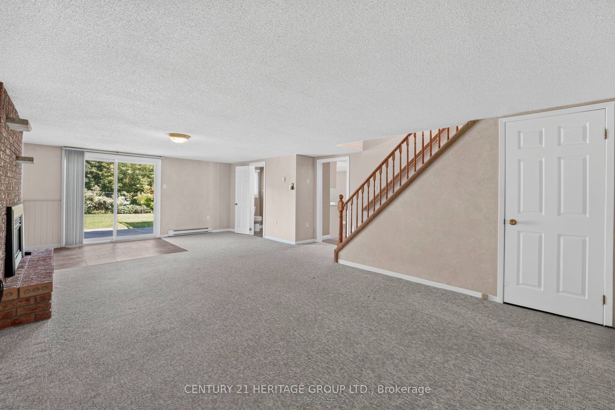 226 Lillian Crescent Property Photo 23