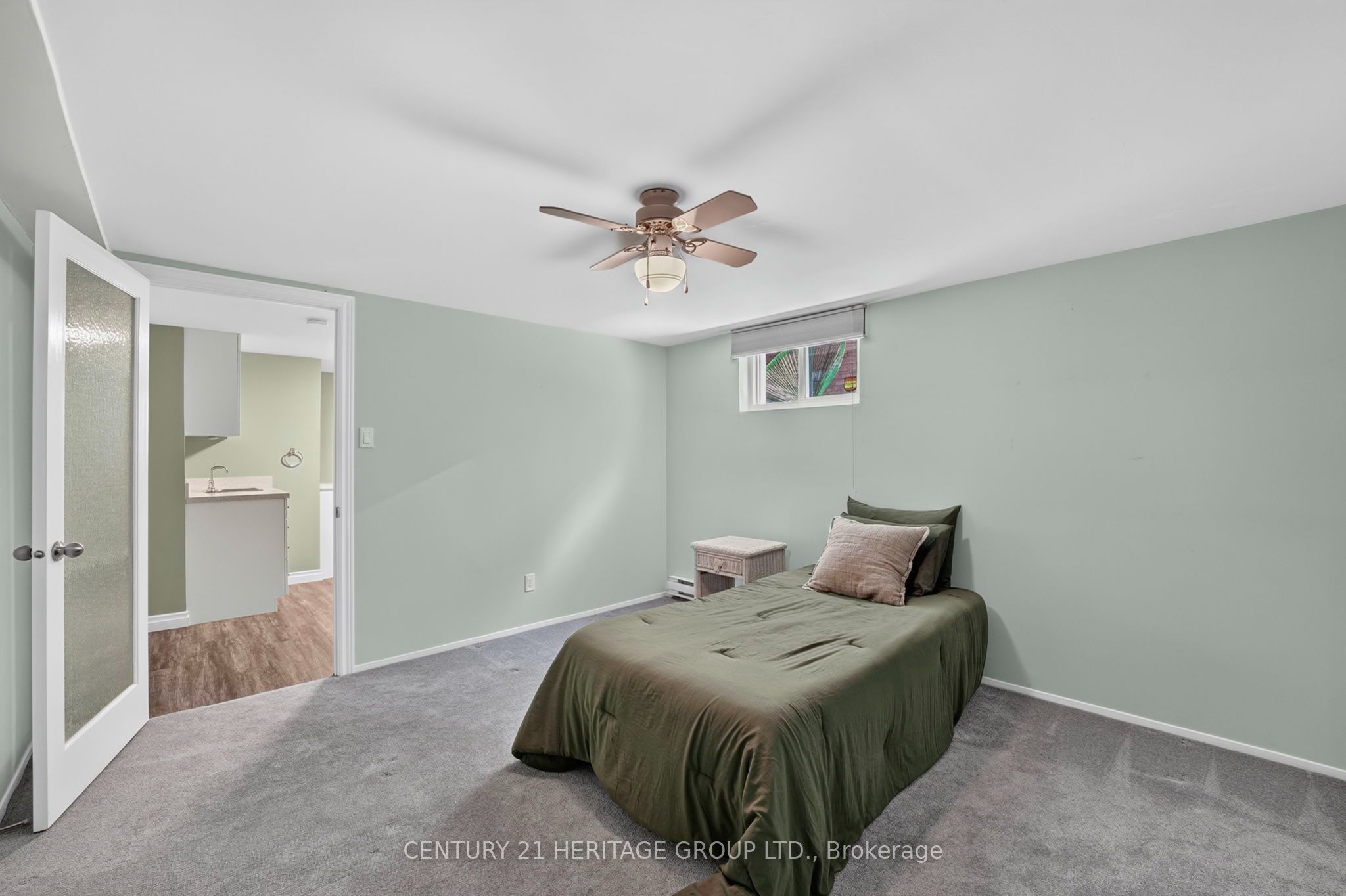 226 Lillian Crescent Property Photo 29