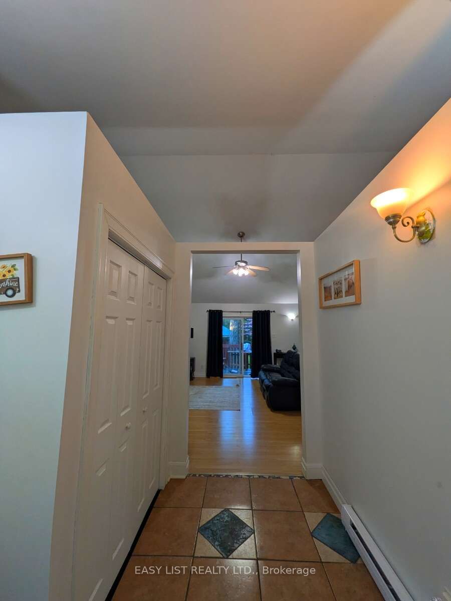 2135 Champlain Road Property Photo 5