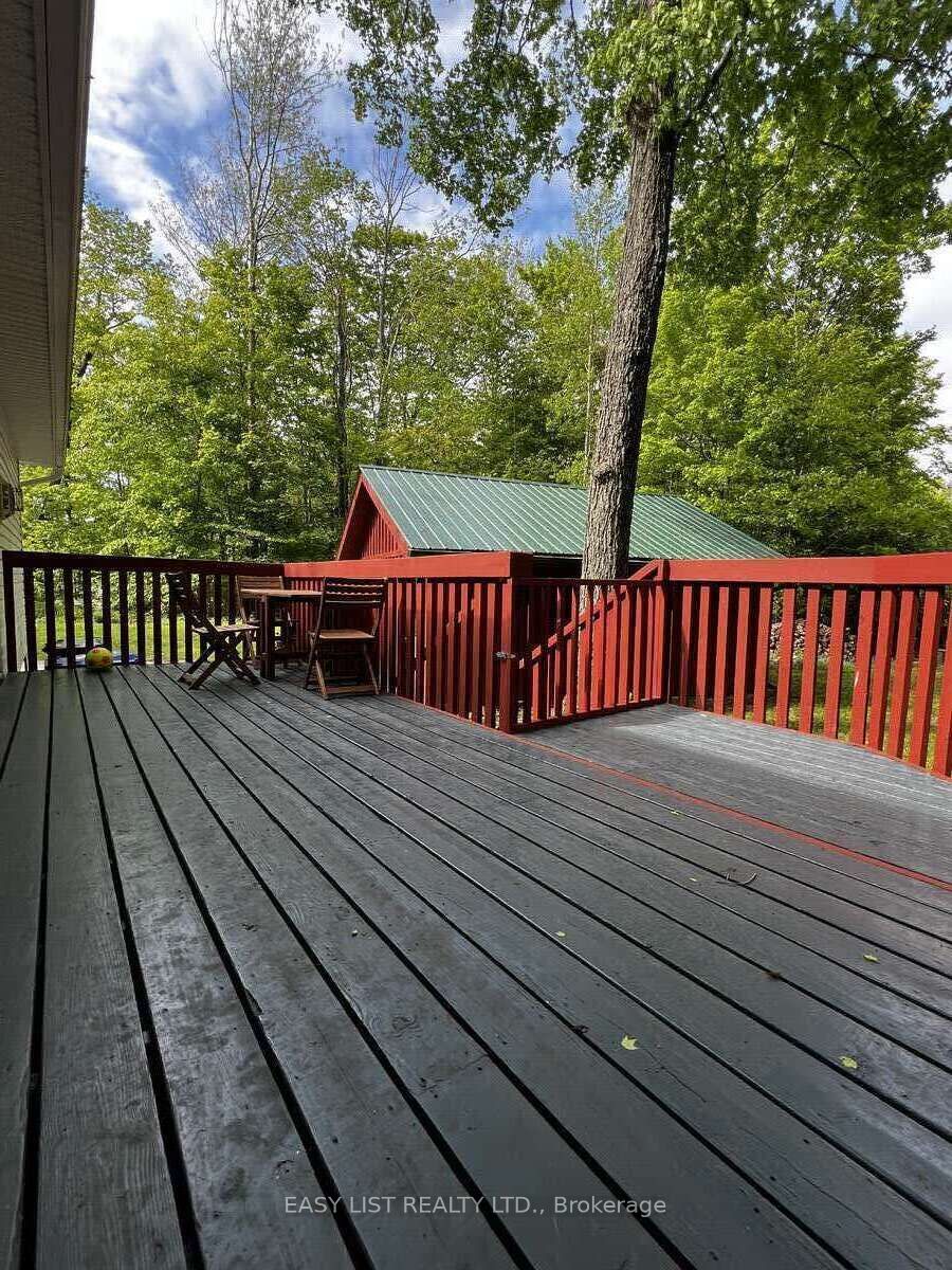 2135 Champlain Road Property Photo 23