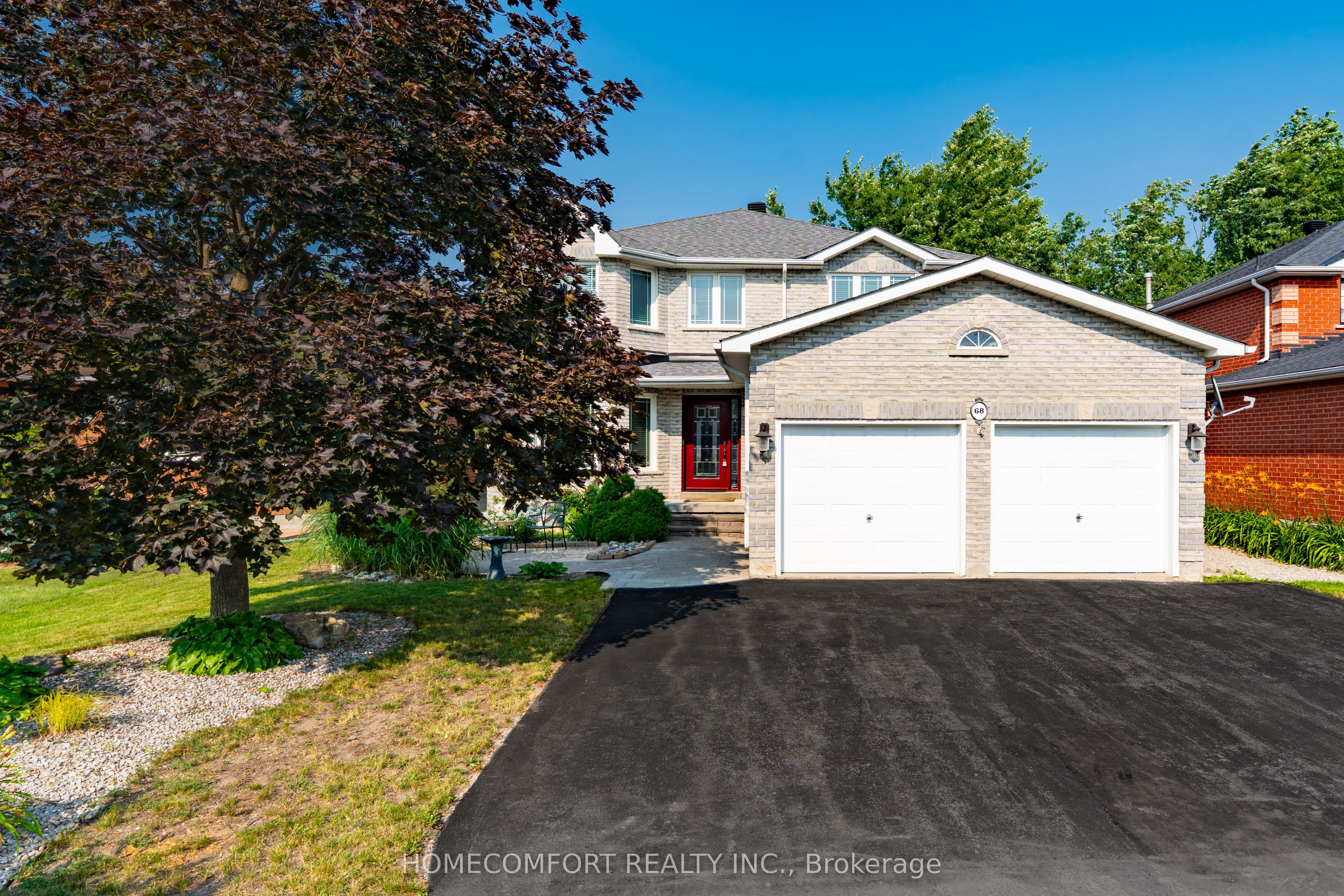 68 Grace Crescent Property Photo 2