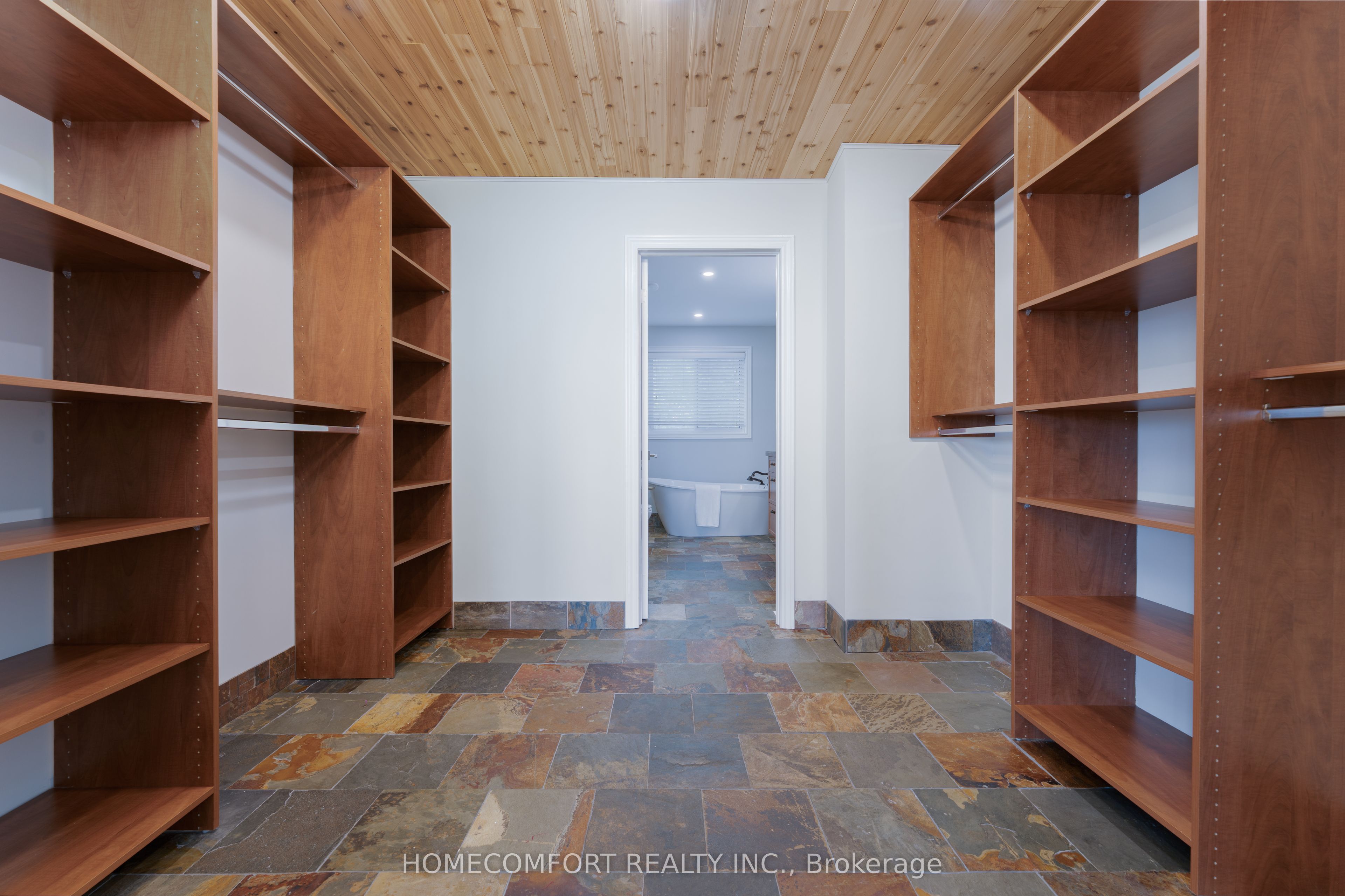 68 Grace Crescent Property Photo 24