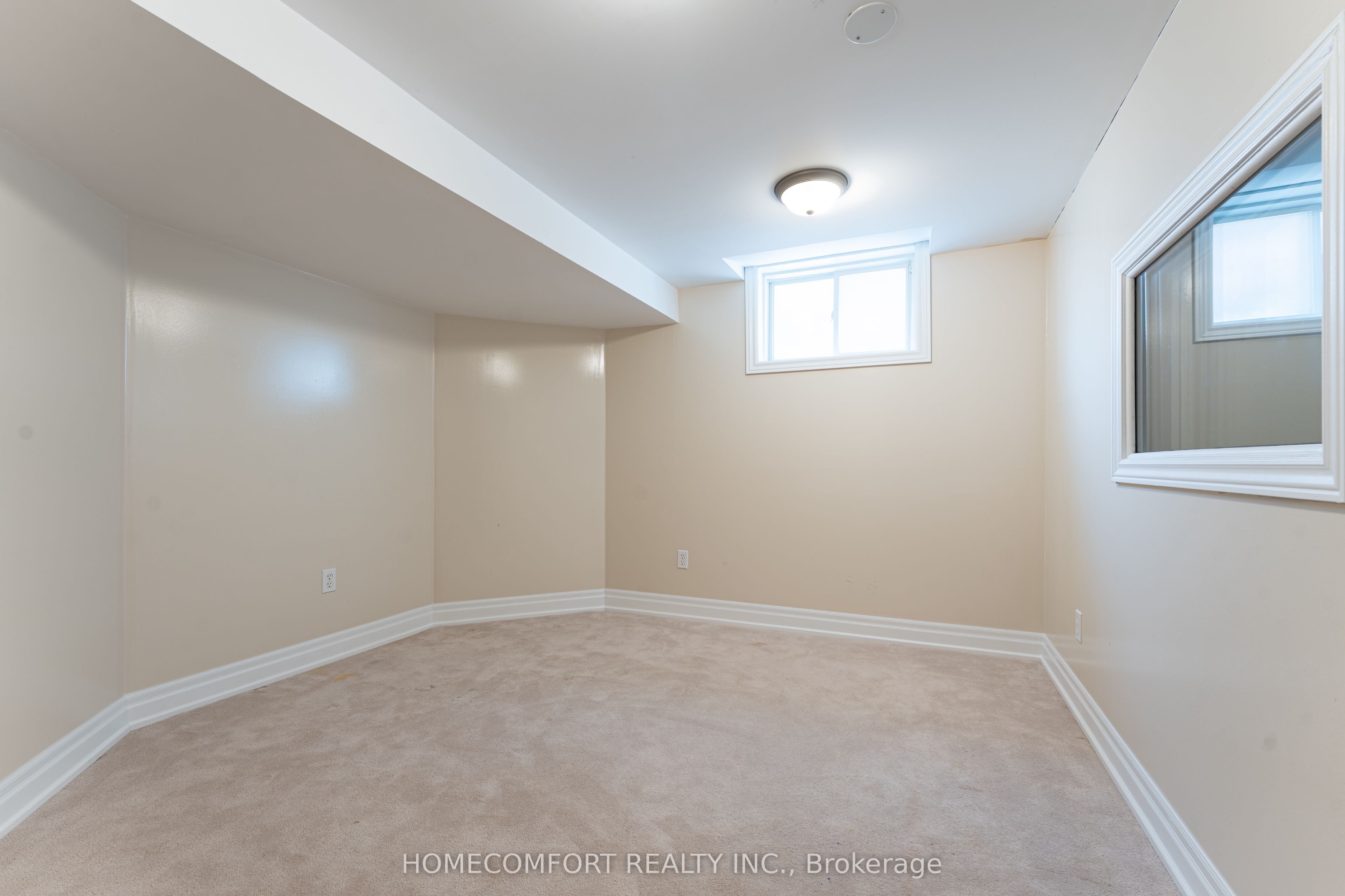 68 Grace Crescent Property Photo 38