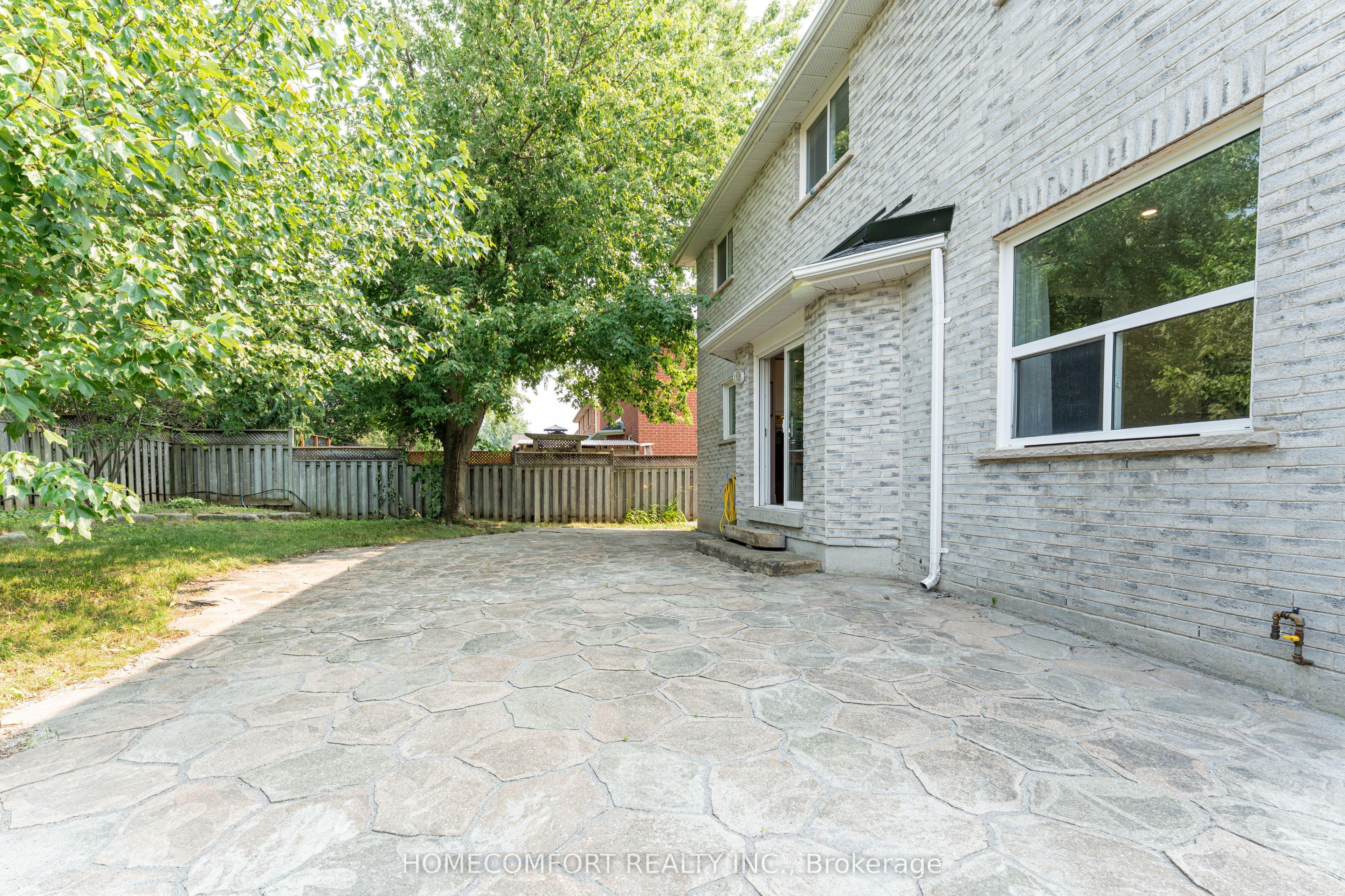 68 Grace Crescent Property Photo 39