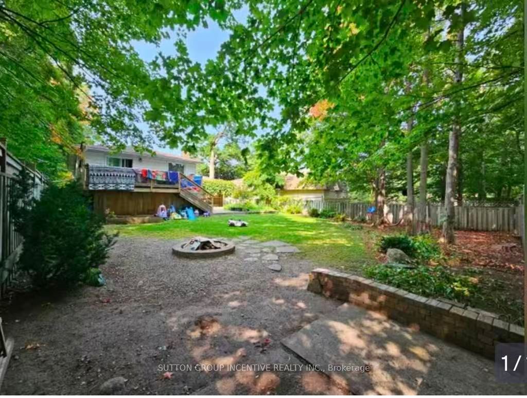 7 Rosedale Place Upper Unit Property Photo 3