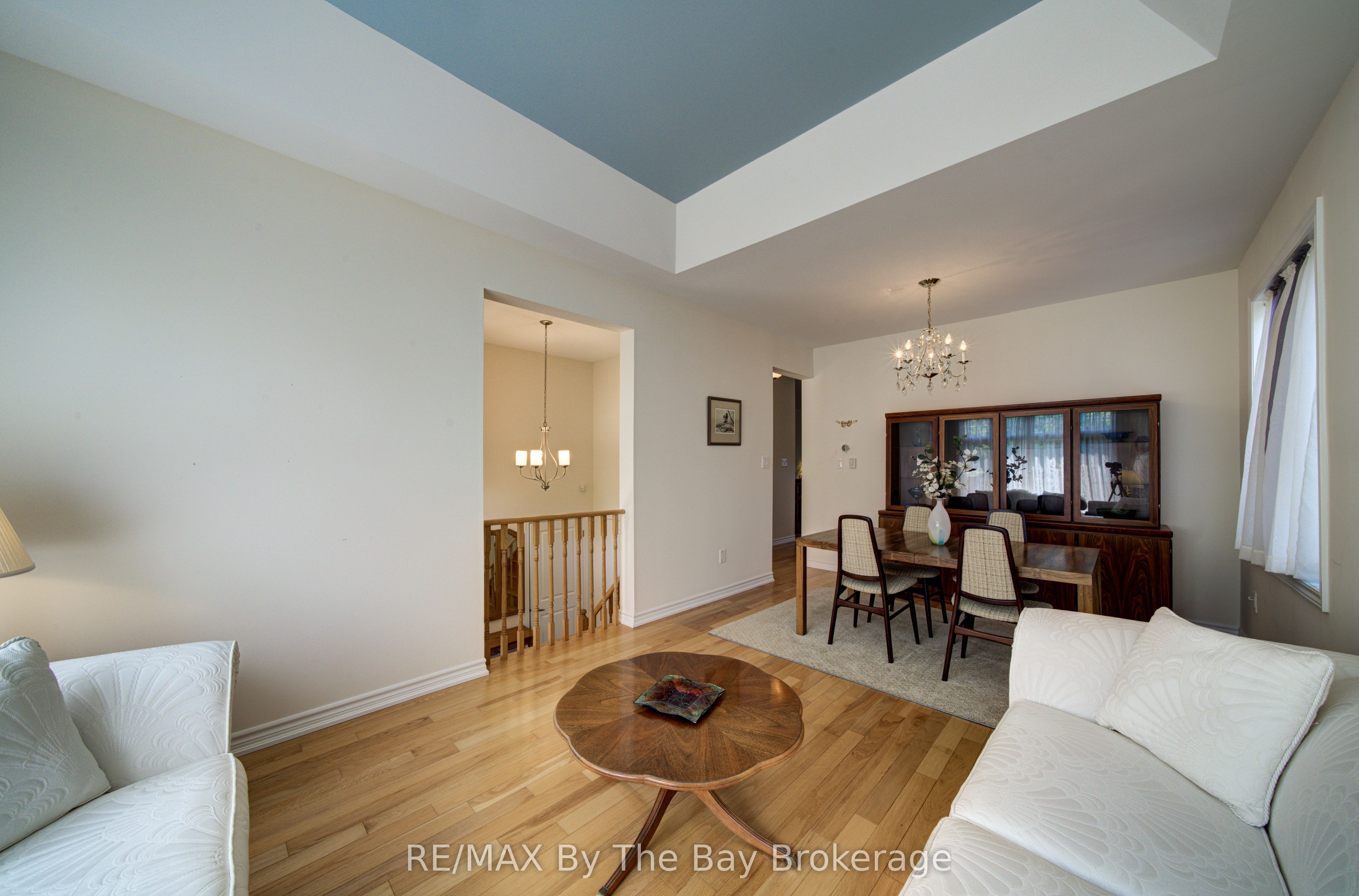 30 Allegra Drive Property Photo 8