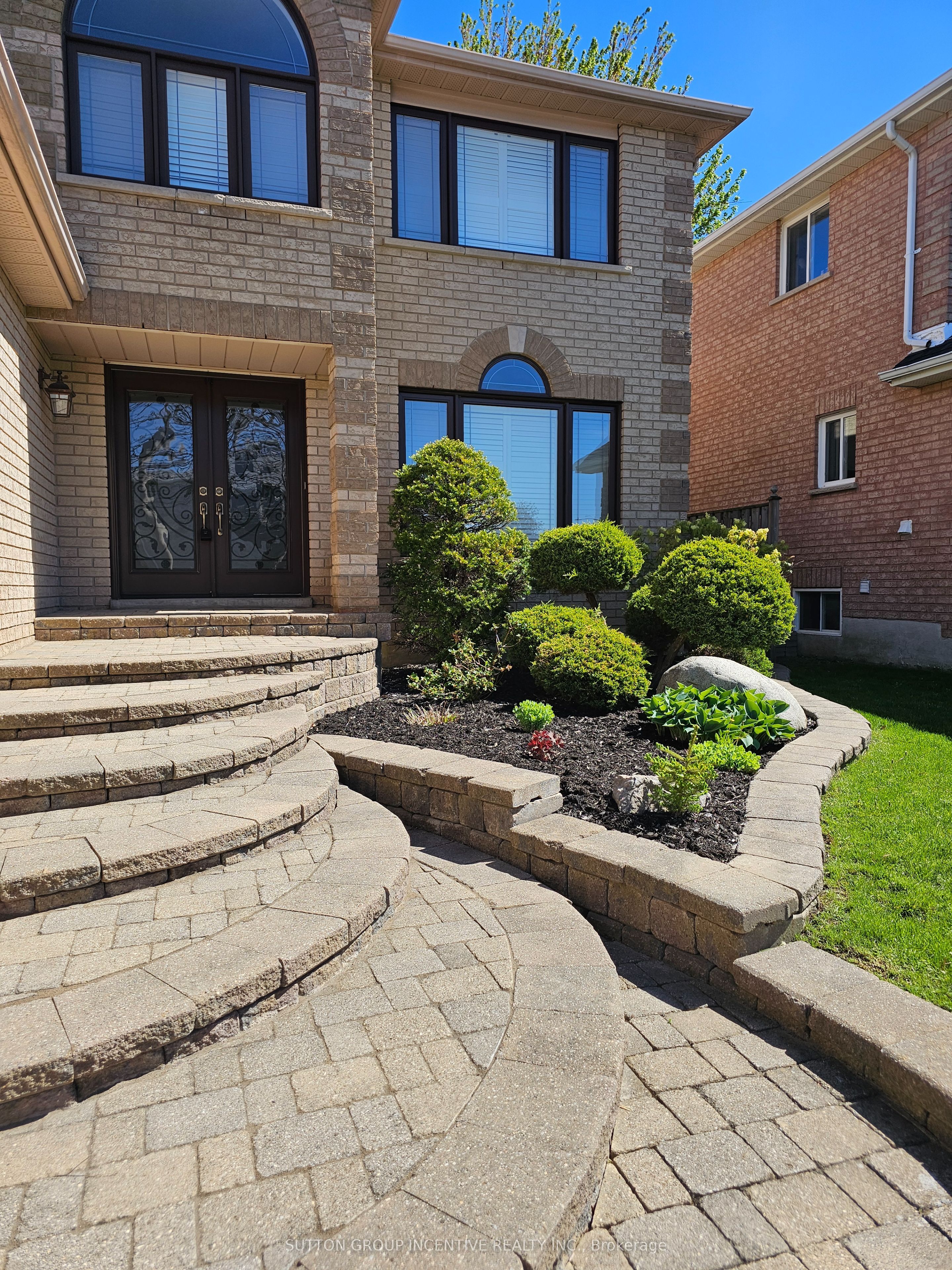 4 Chantal Street Property Photo 2