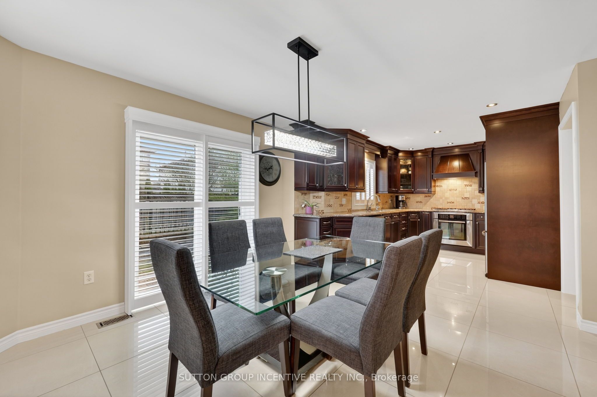 4 Chantal Street Property Photo 9