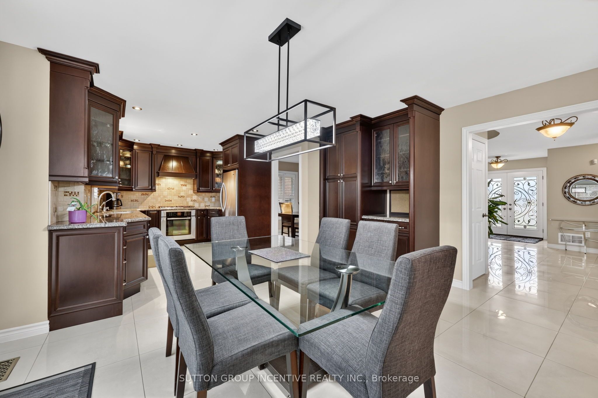 4 Chantal Street Property Photo 10