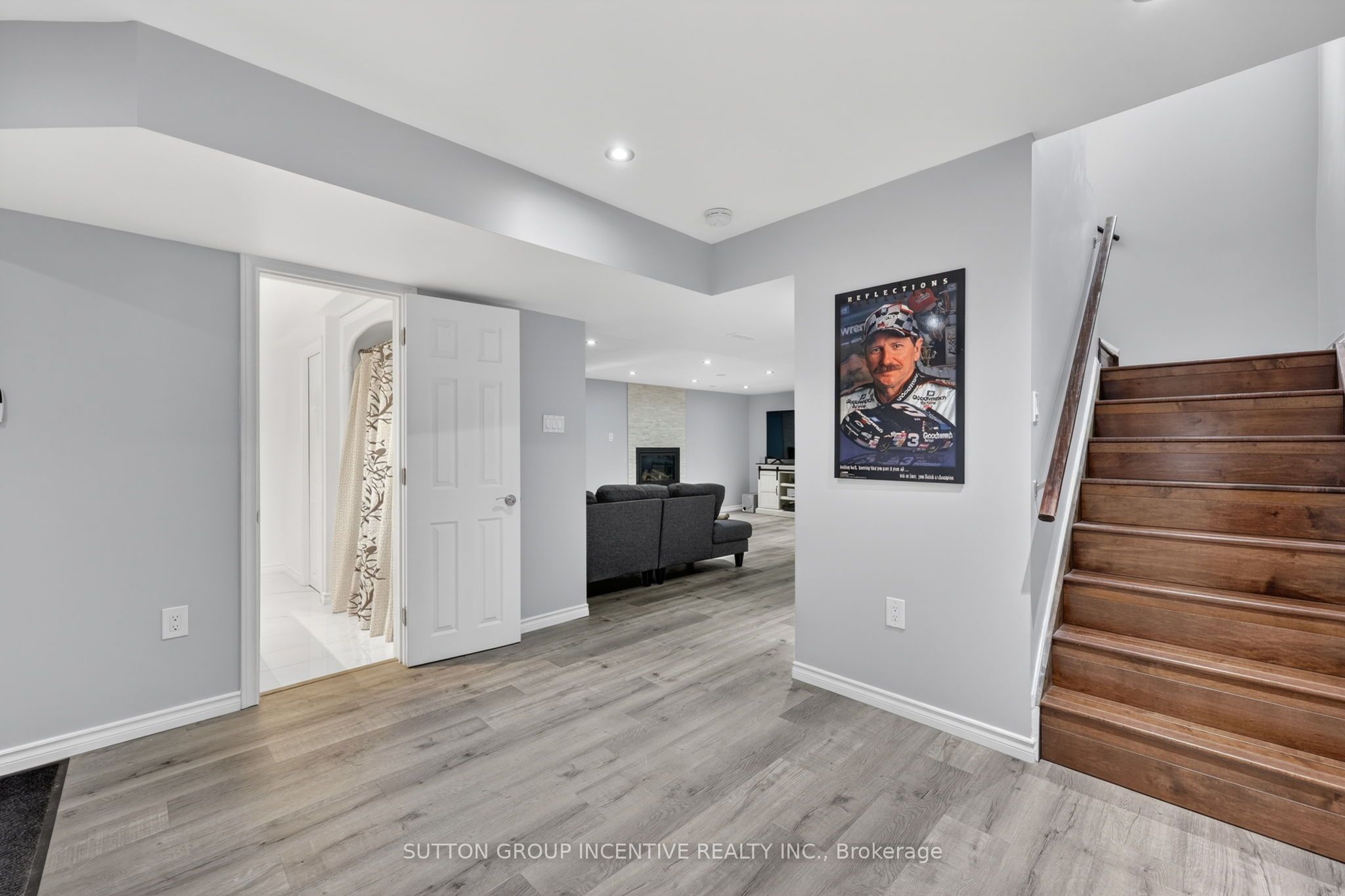 4 Chantal Street Property Photo 29