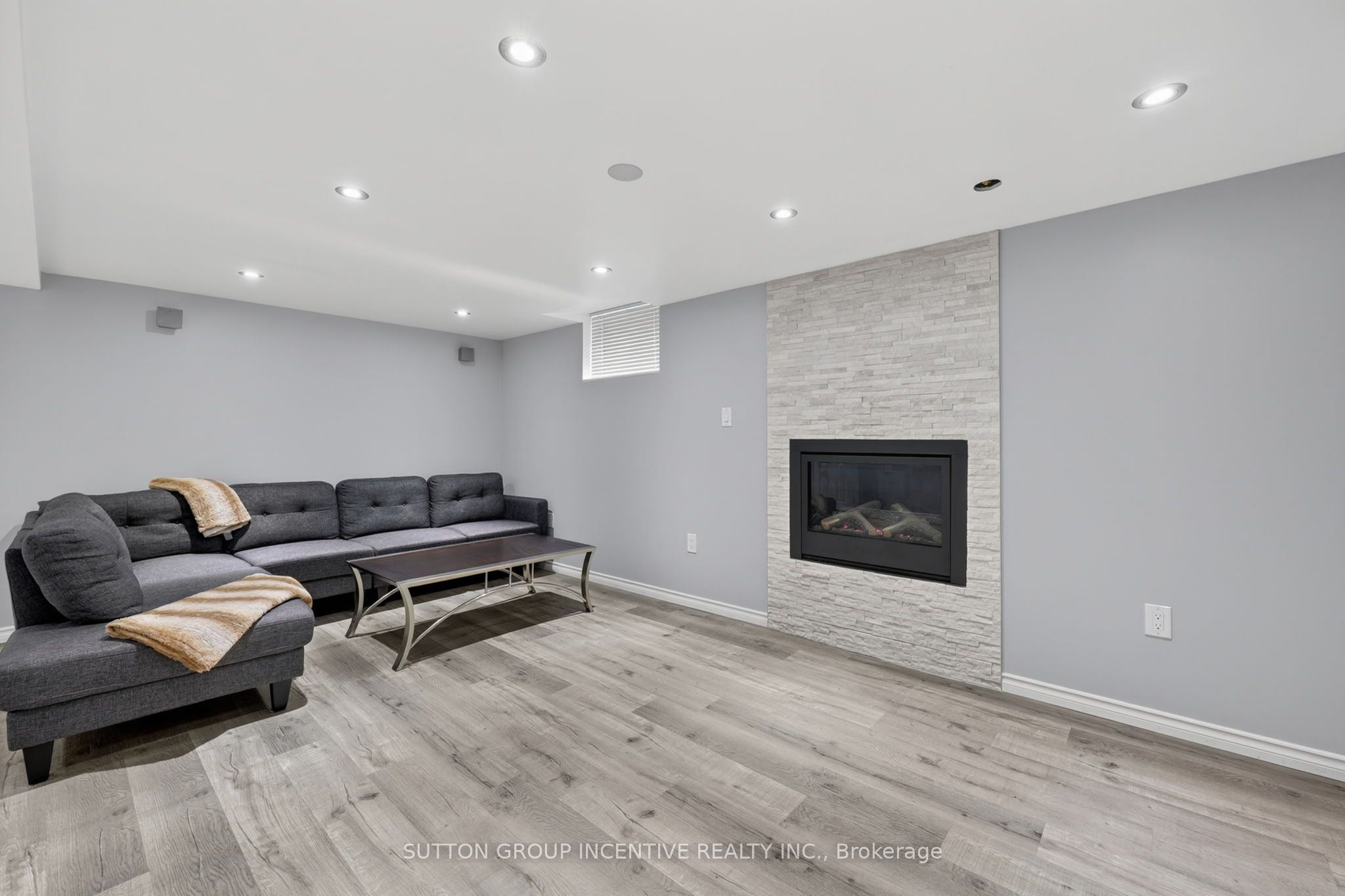 4 Chantal Street Property Photo 31