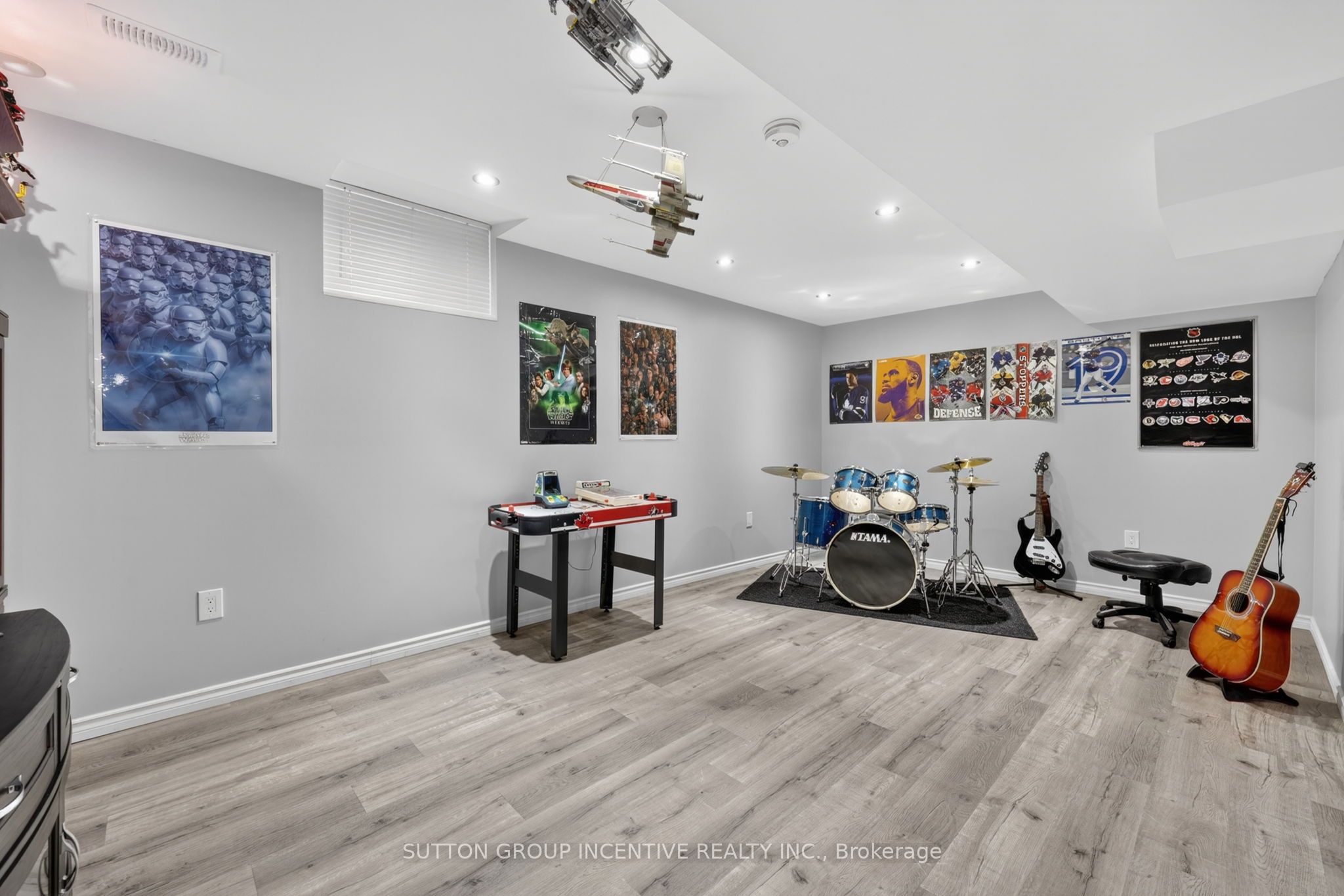 4 Chantal Street Property Photo 34