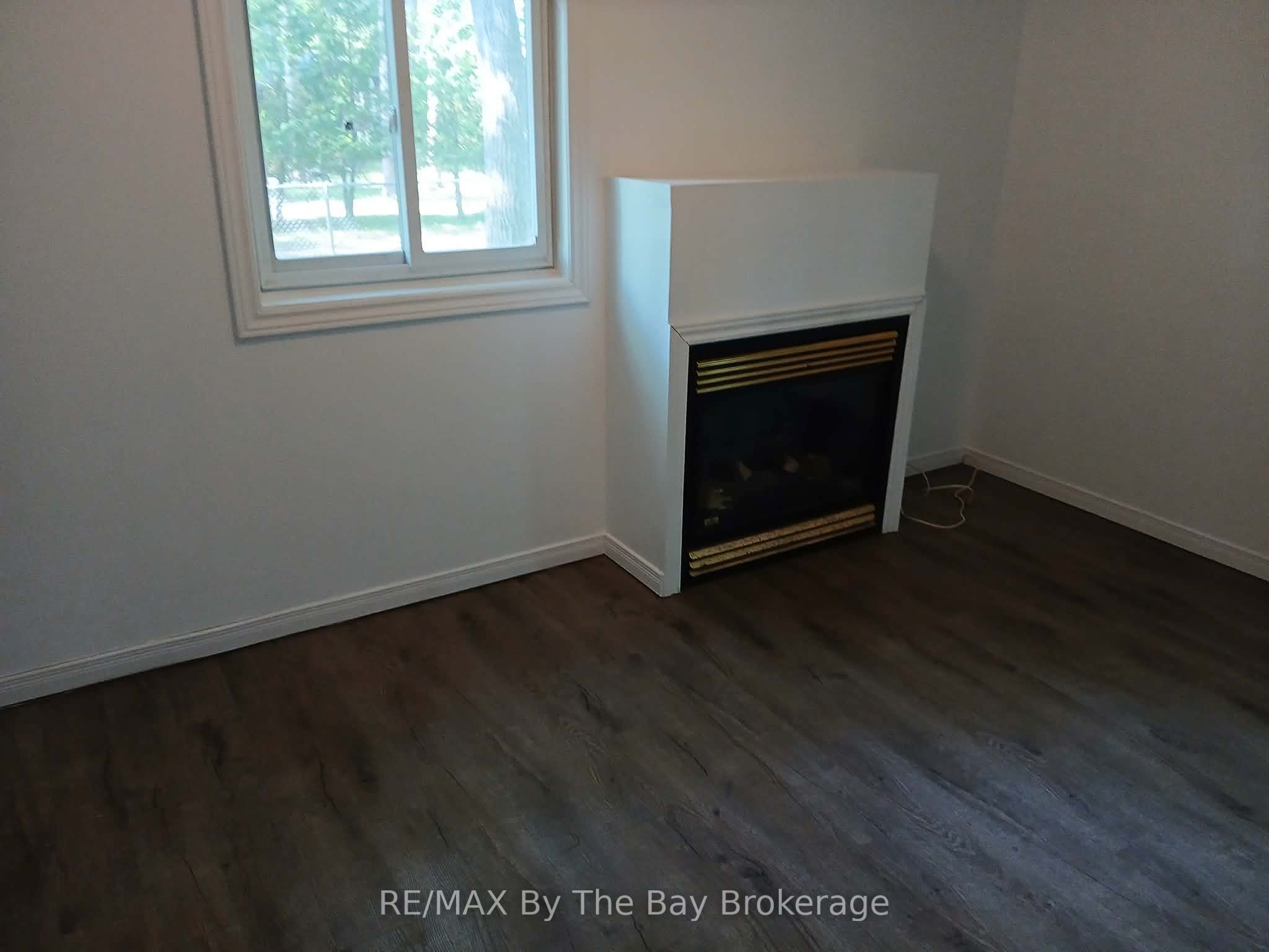 717 Oxbow Park Drive Property Photo 12