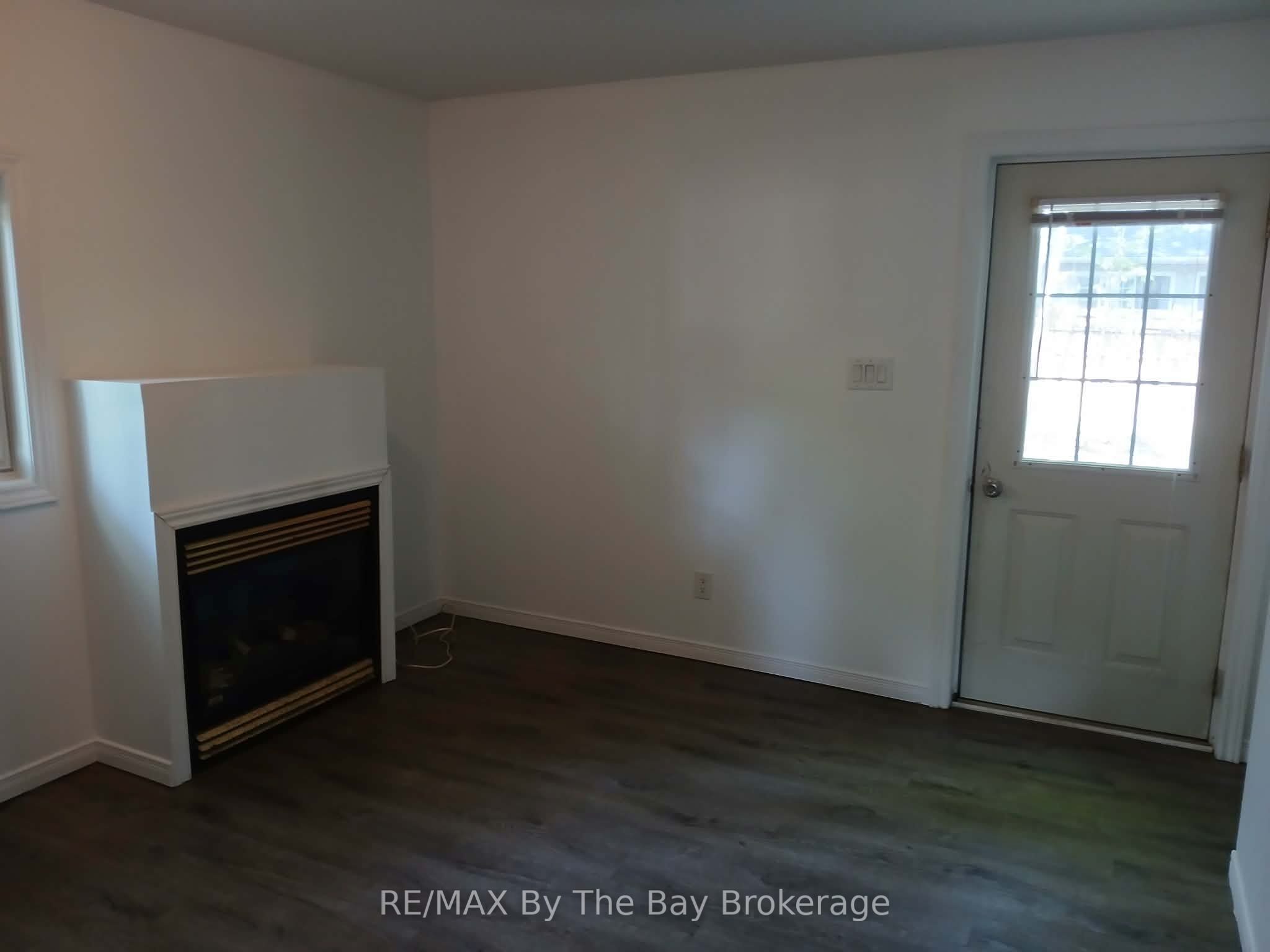 717 Oxbow Park Drive Property Photo 13