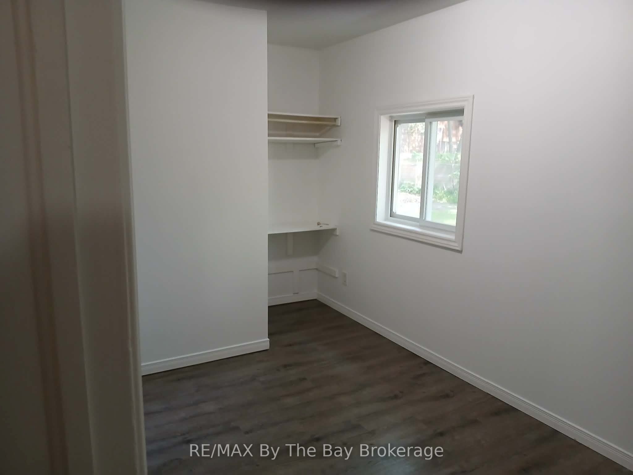 717 Oxbow Park Drive Property Photo 14