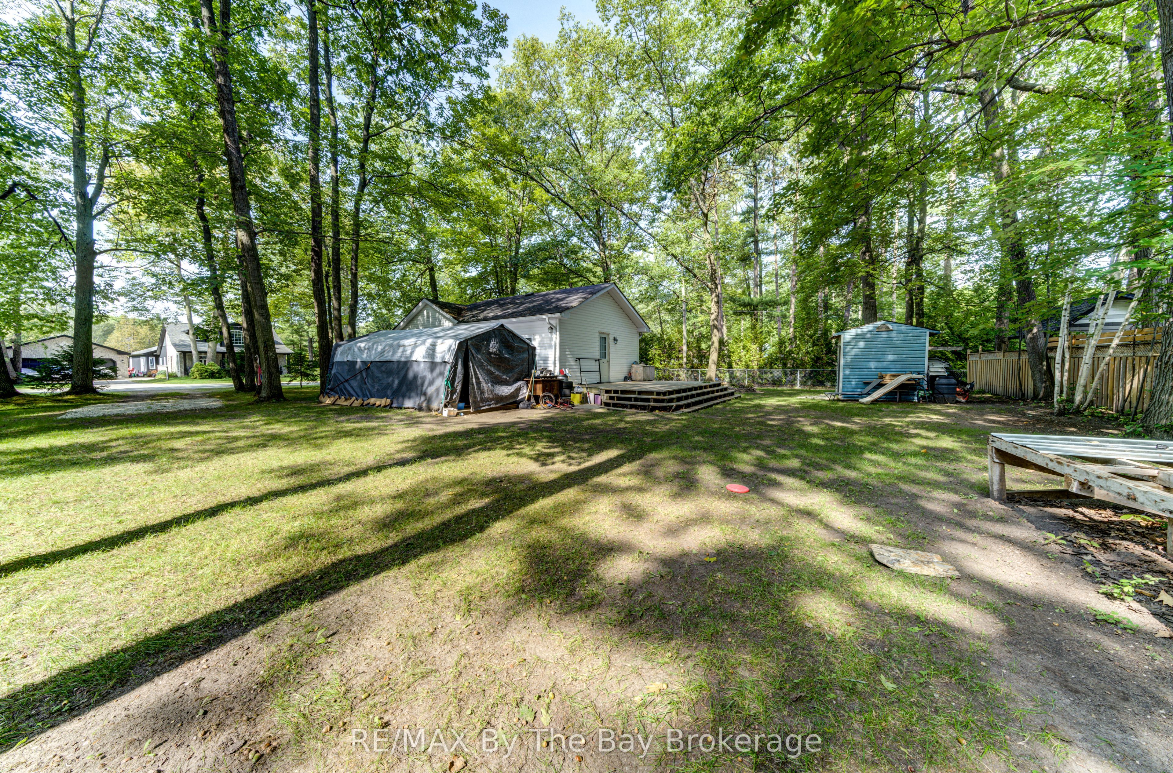 717 Oxbow Park Drive Property Photo 18