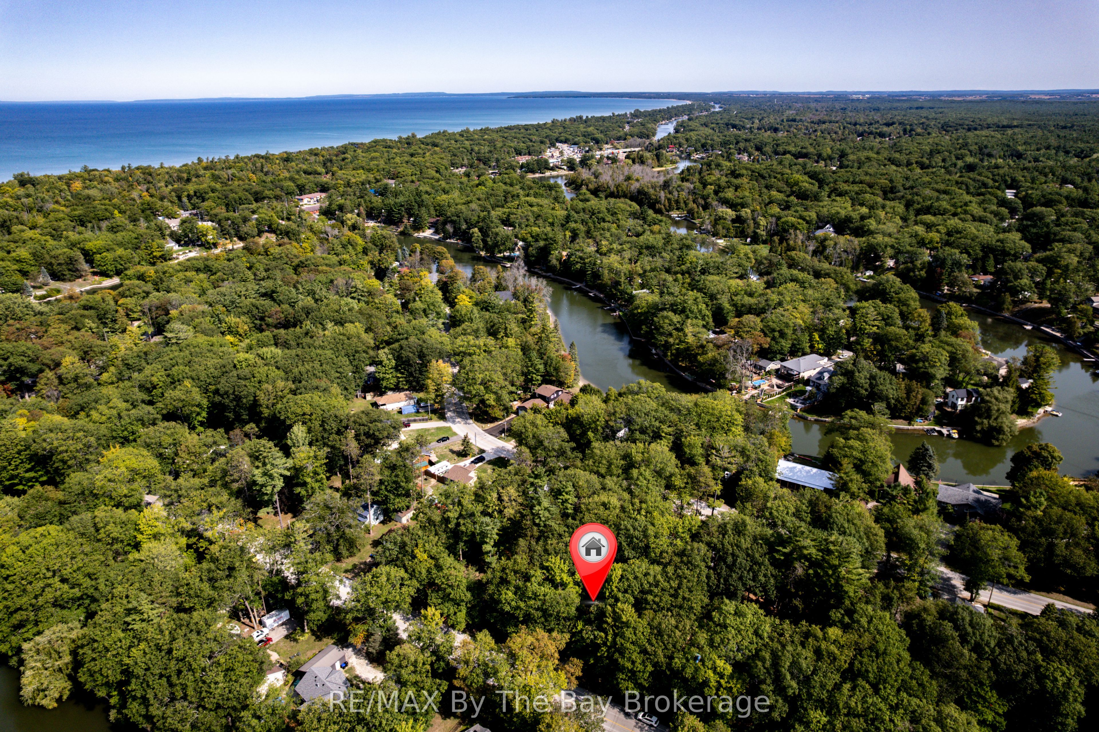 717 Oxbow Park Drive Property Photo 33