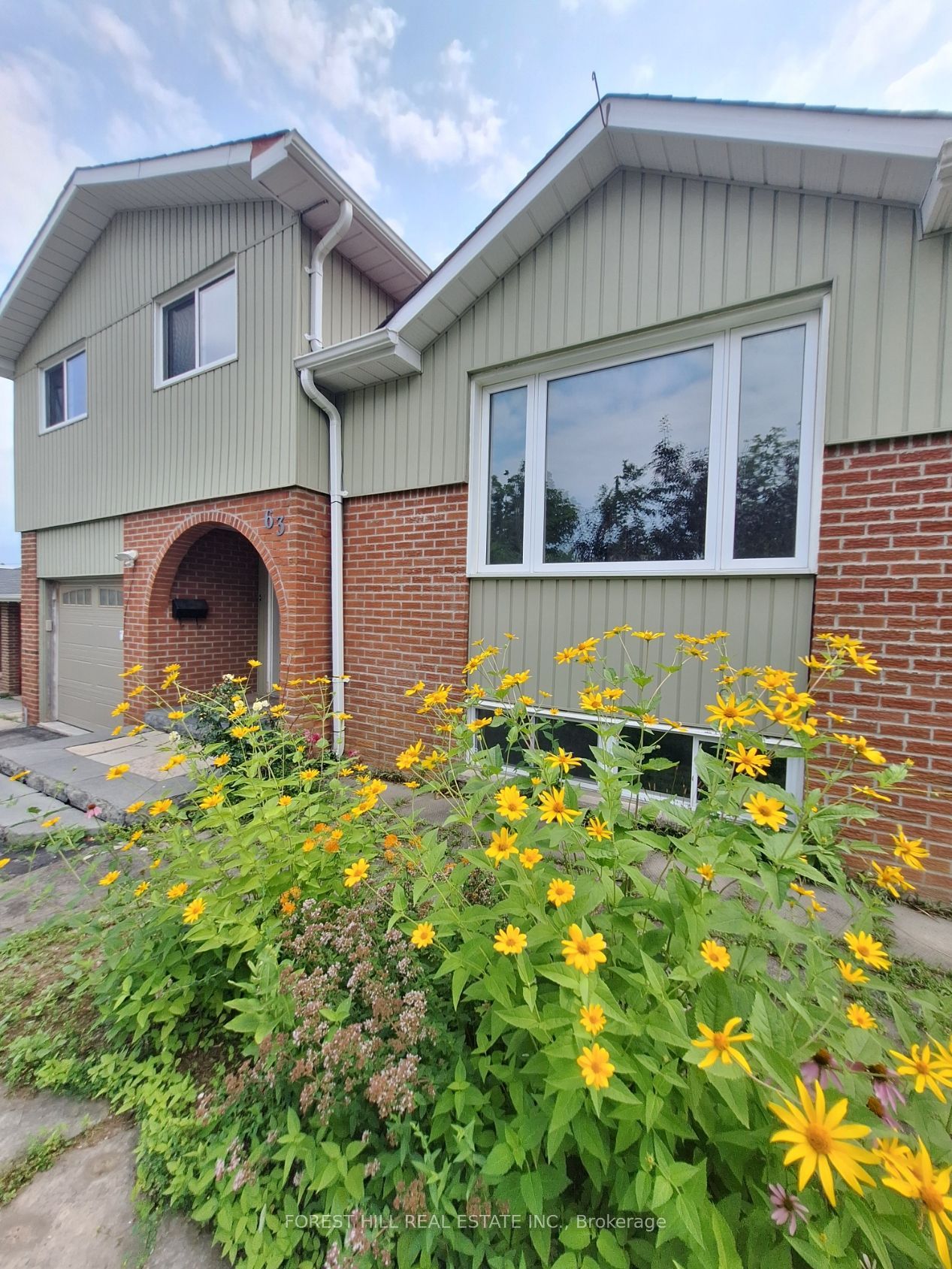 63 Springdale Drive Property Photo 2