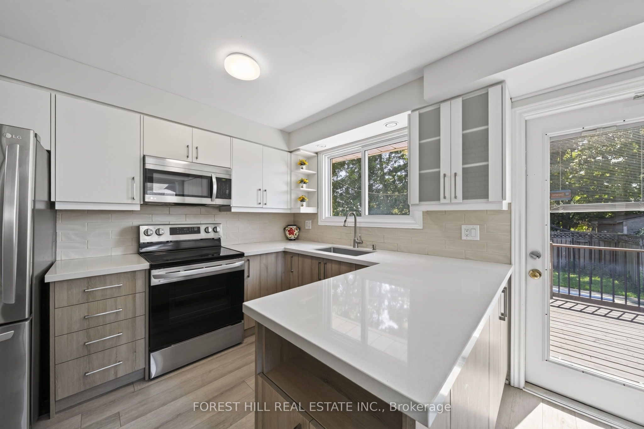 63 Springdale Drive Property Photo 12